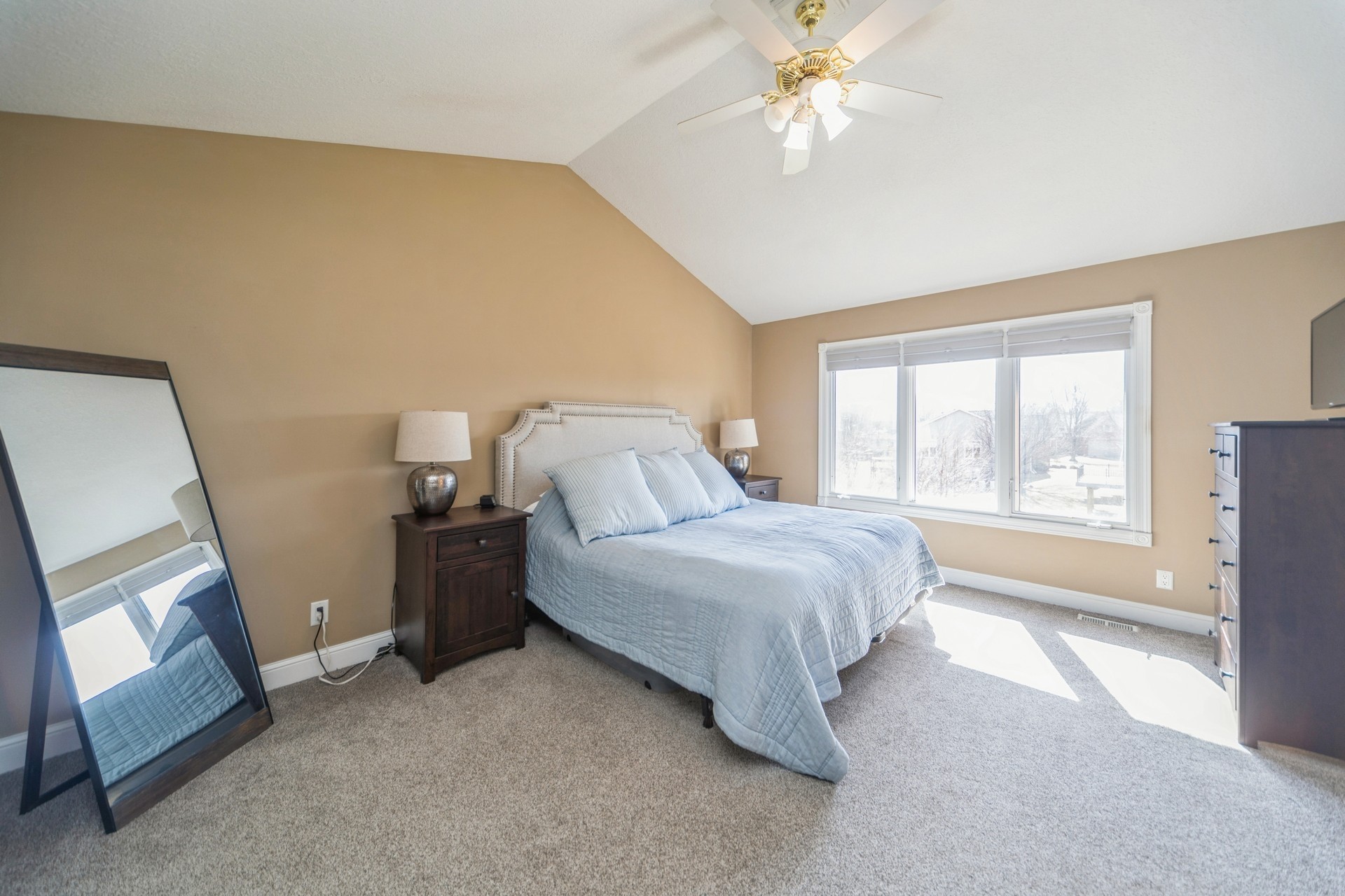 1910 SE Olson Drive, Waukee, Iowa image 20