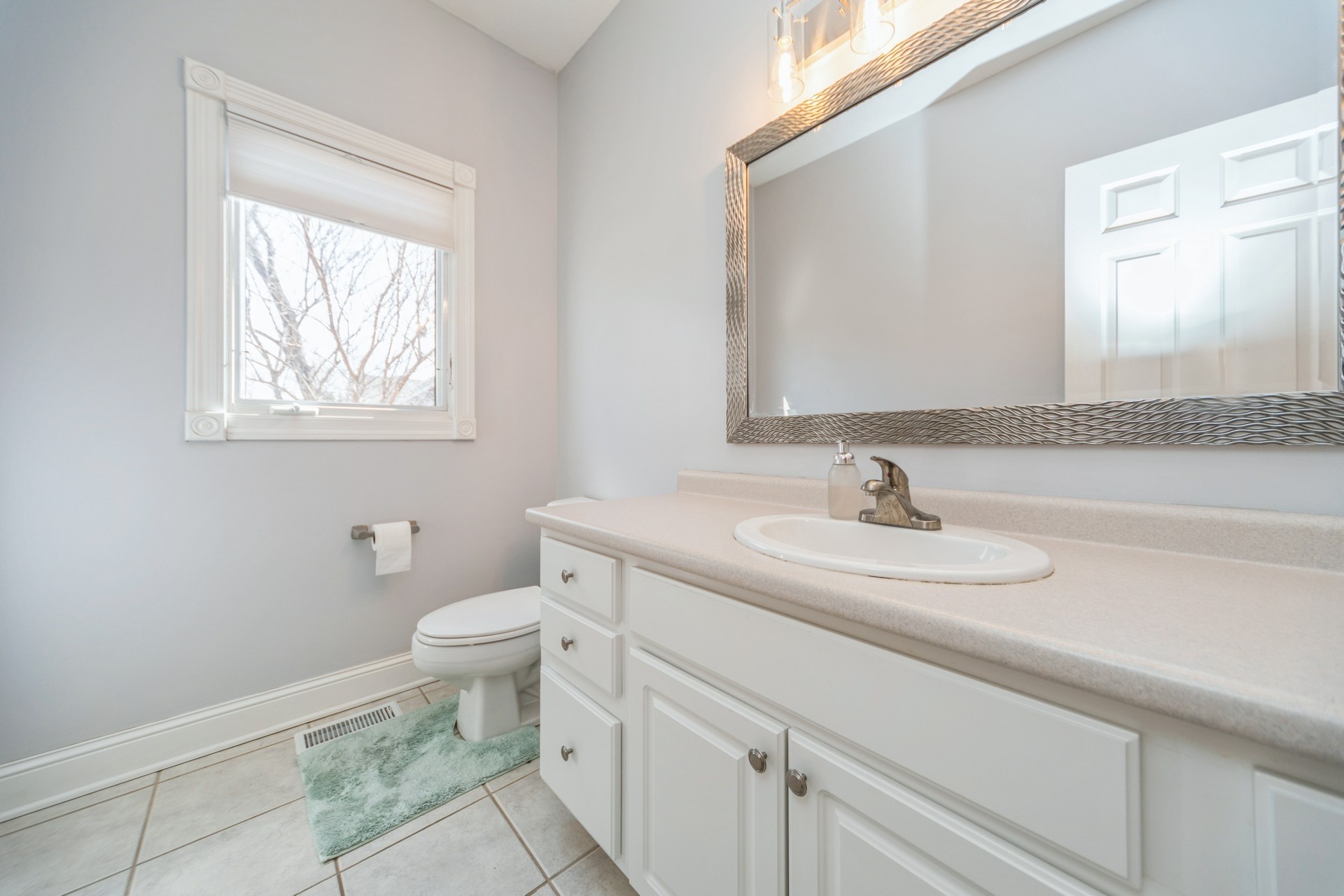 1910 SE Olson Drive, Waukee, Iowa image 6