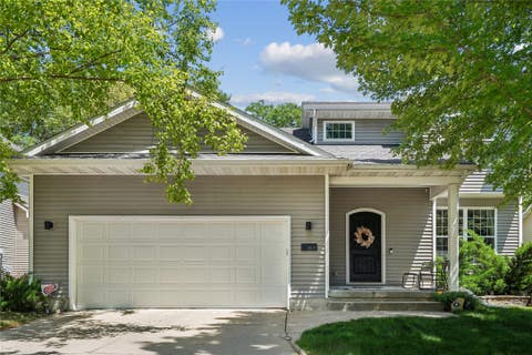 Homes For Sale - 4621 Sawyers Drive<br/> Des Moines, IA 50310