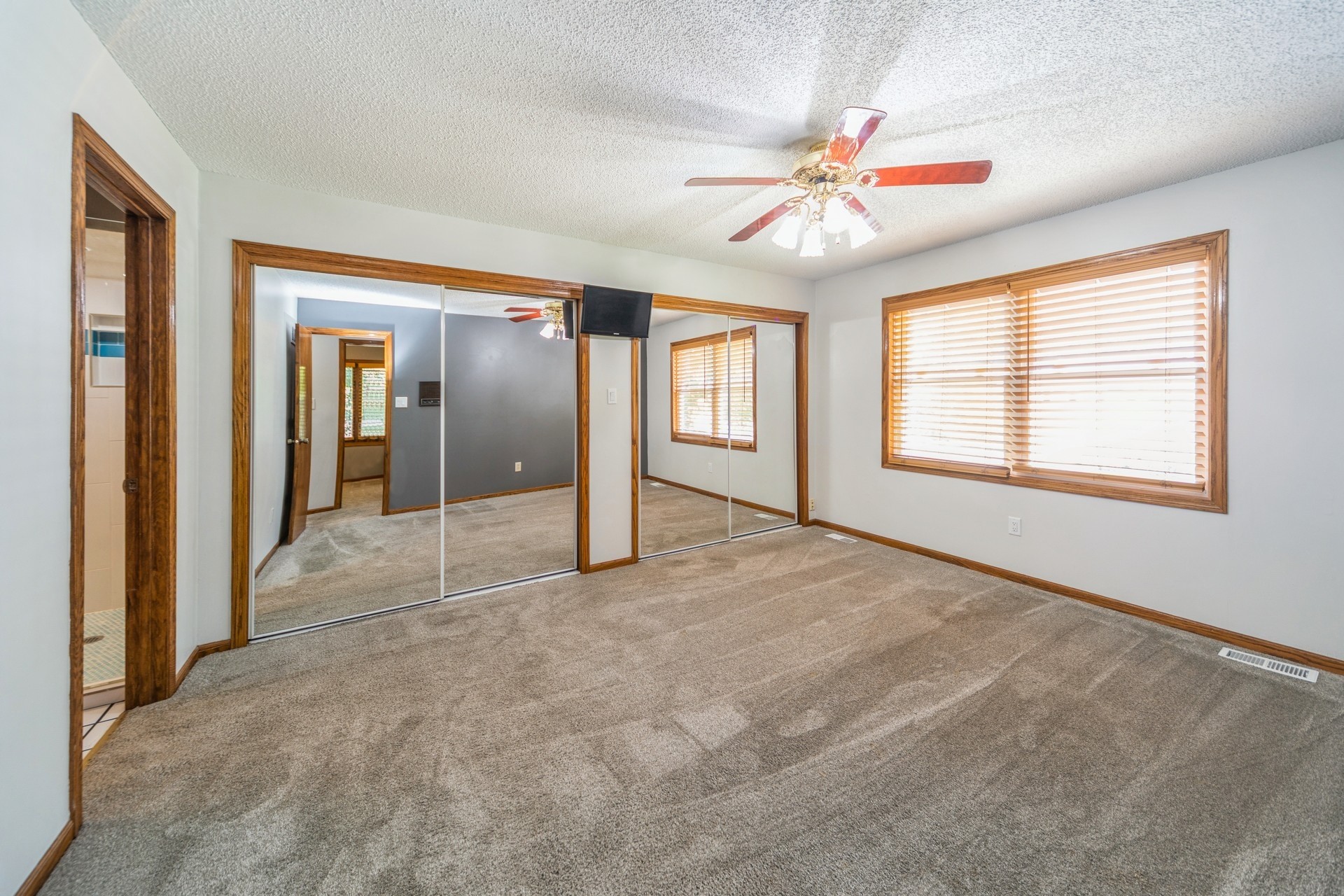 West Des Moines, Iowa 50265, United States, 3 Bedrooms Bedrooms, ,2 BathroomsBathrooms,Residential,Pending,183121