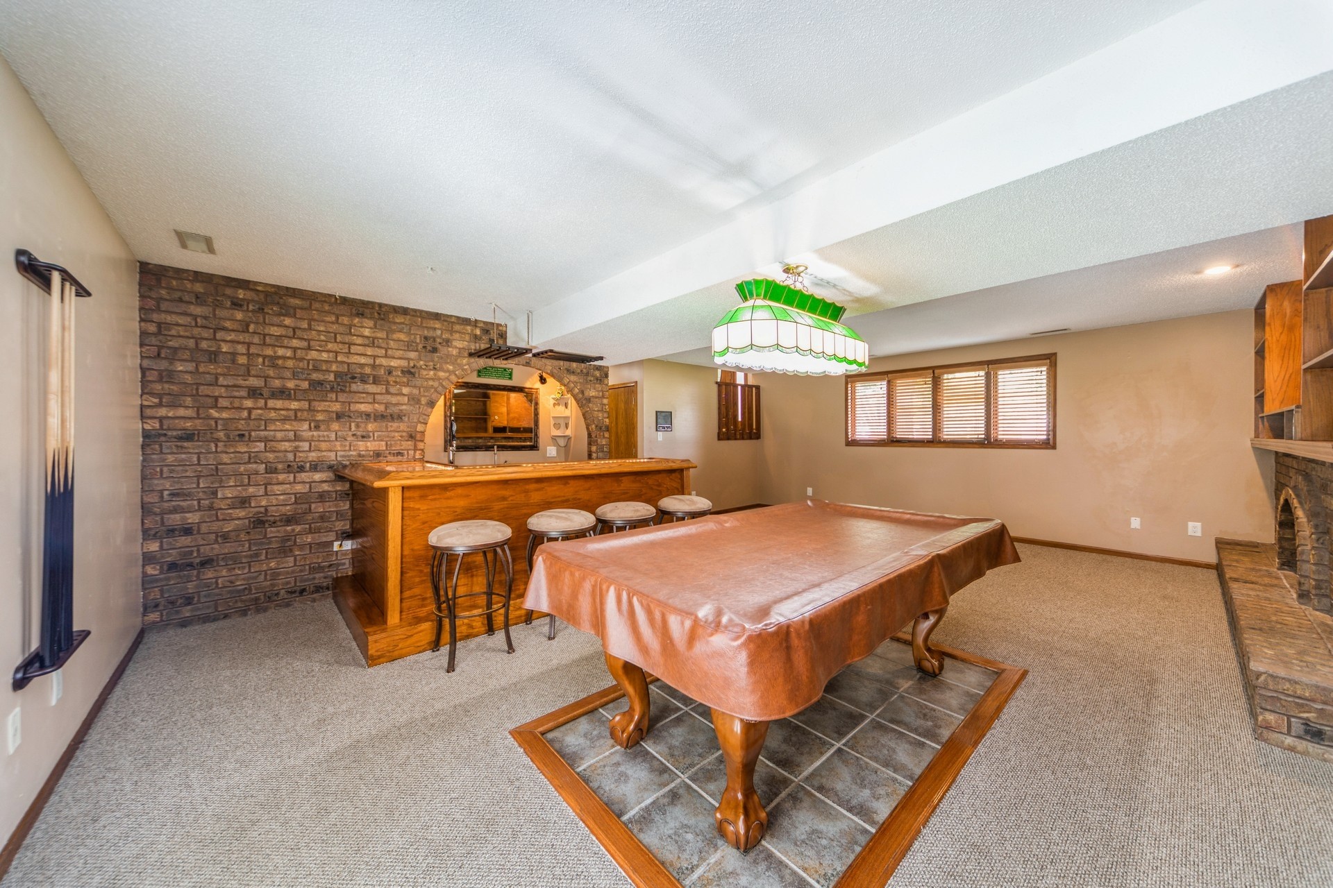 West Des Moines, Iowa 50265, United States, 3 Bedrooms Bedrooms, ,2 BathroomsBathrooms,Residential,Pending,183121