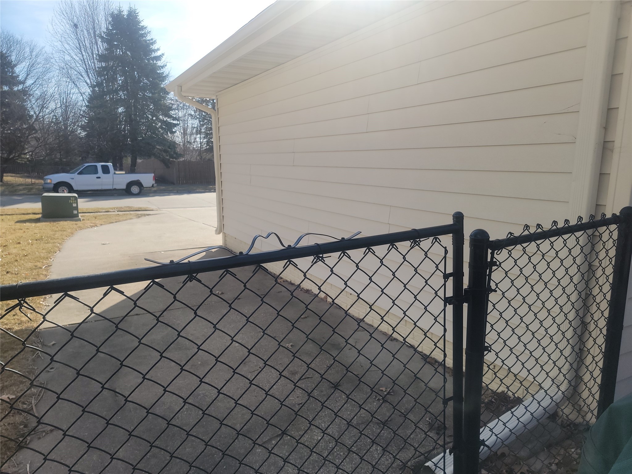 Urbandale, Iowa 50322, United States, 3 Bedrooms Bedrooms, ,3 BathroomsBathrooms,Residential,Active,90140