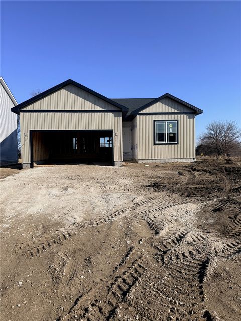 Homes For Sale - 1033 Linden Street<br/> De Soto, IA 50069