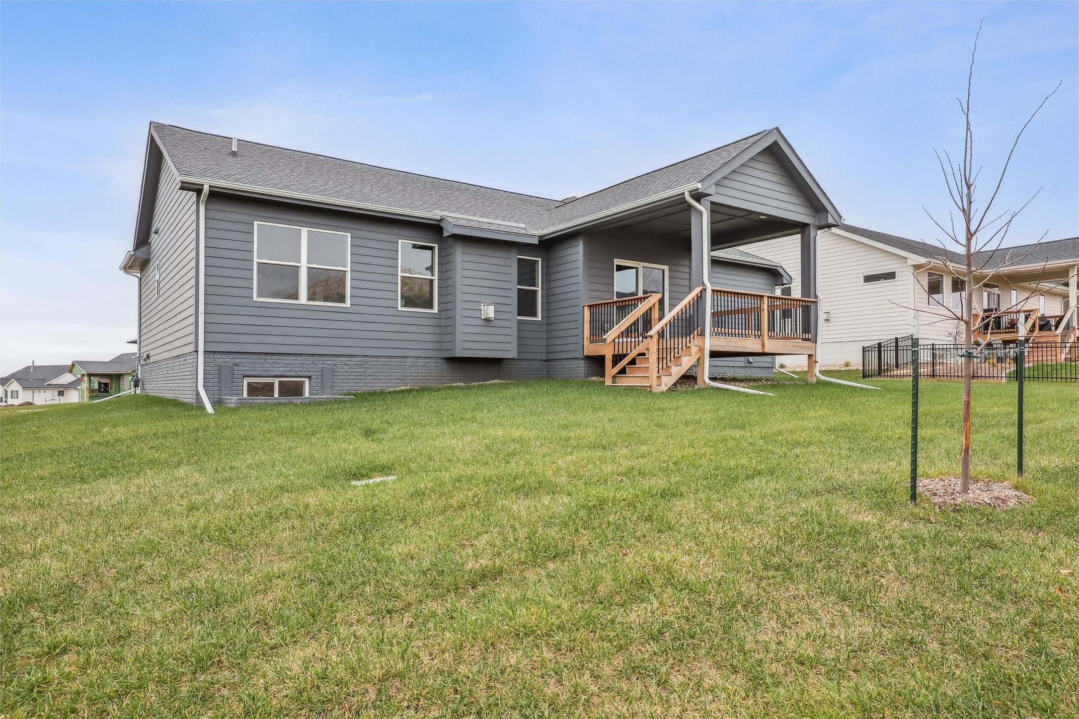 17763 Valleyview Drive, Clive, Iowa image 23