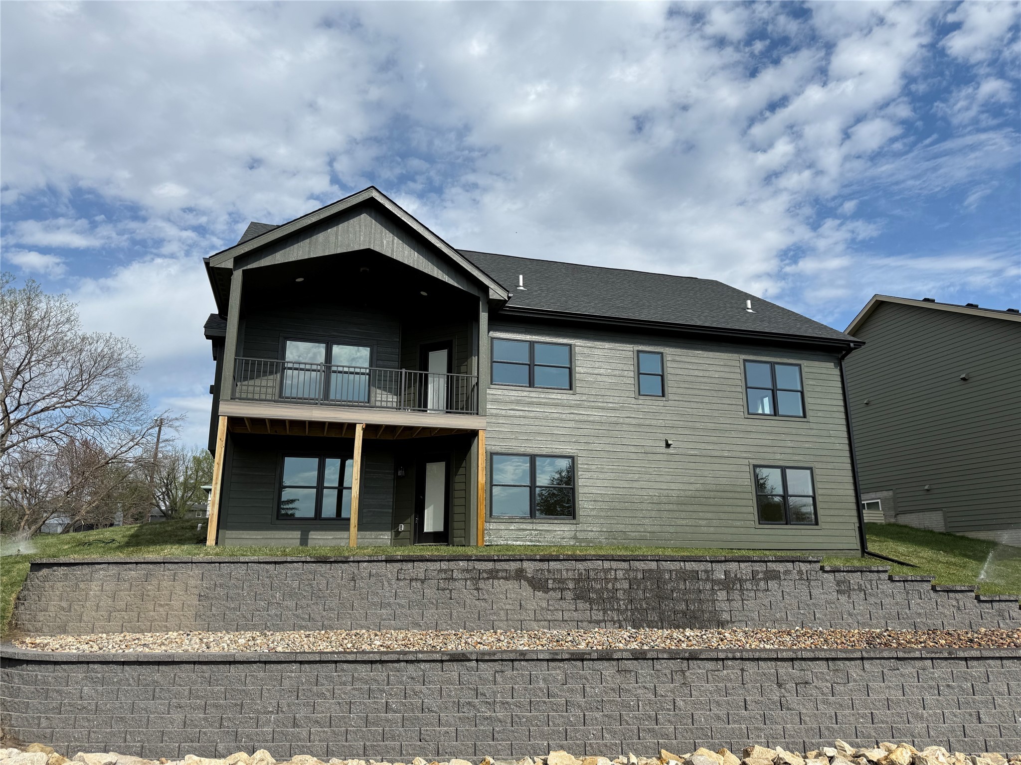 902 9th Avenue, Winterset, Iowa image 2