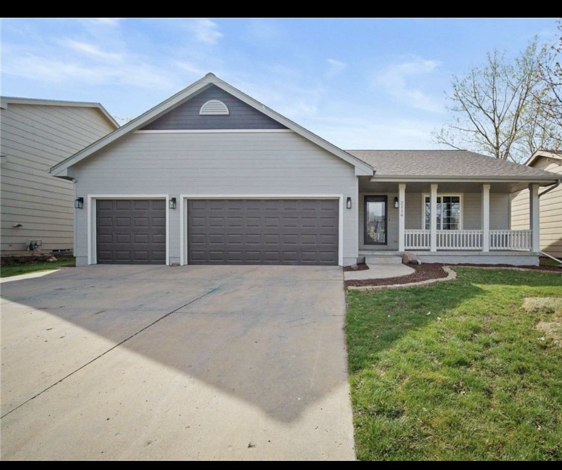 2116 2nd Avenue, Altoona, Iowa image 1