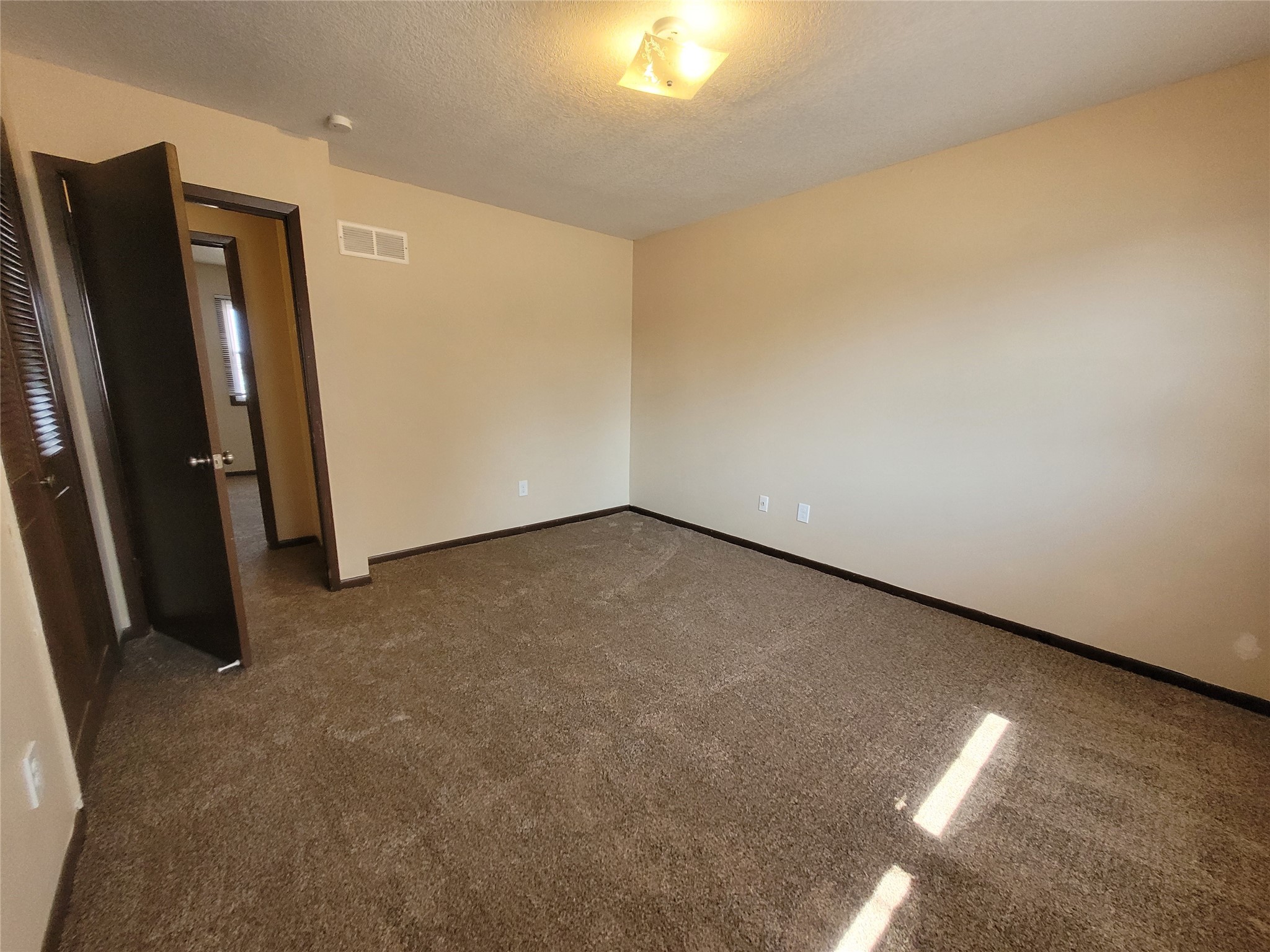 303 Porter Avenue, Des Moines, Iowa image 6