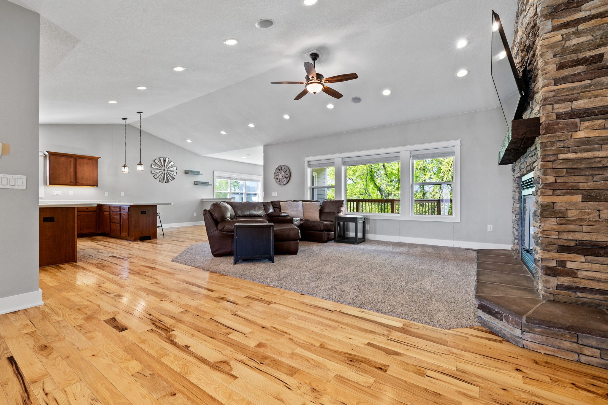 8002 NW 104th Court