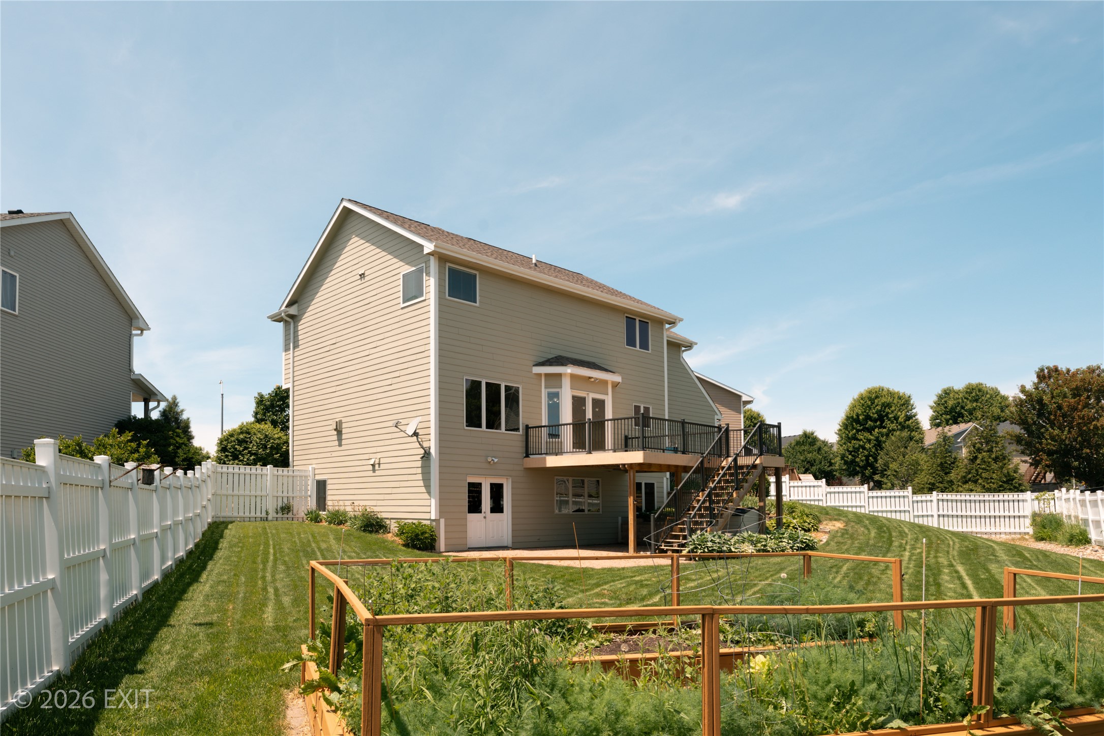 1000 Rolling Hills Court