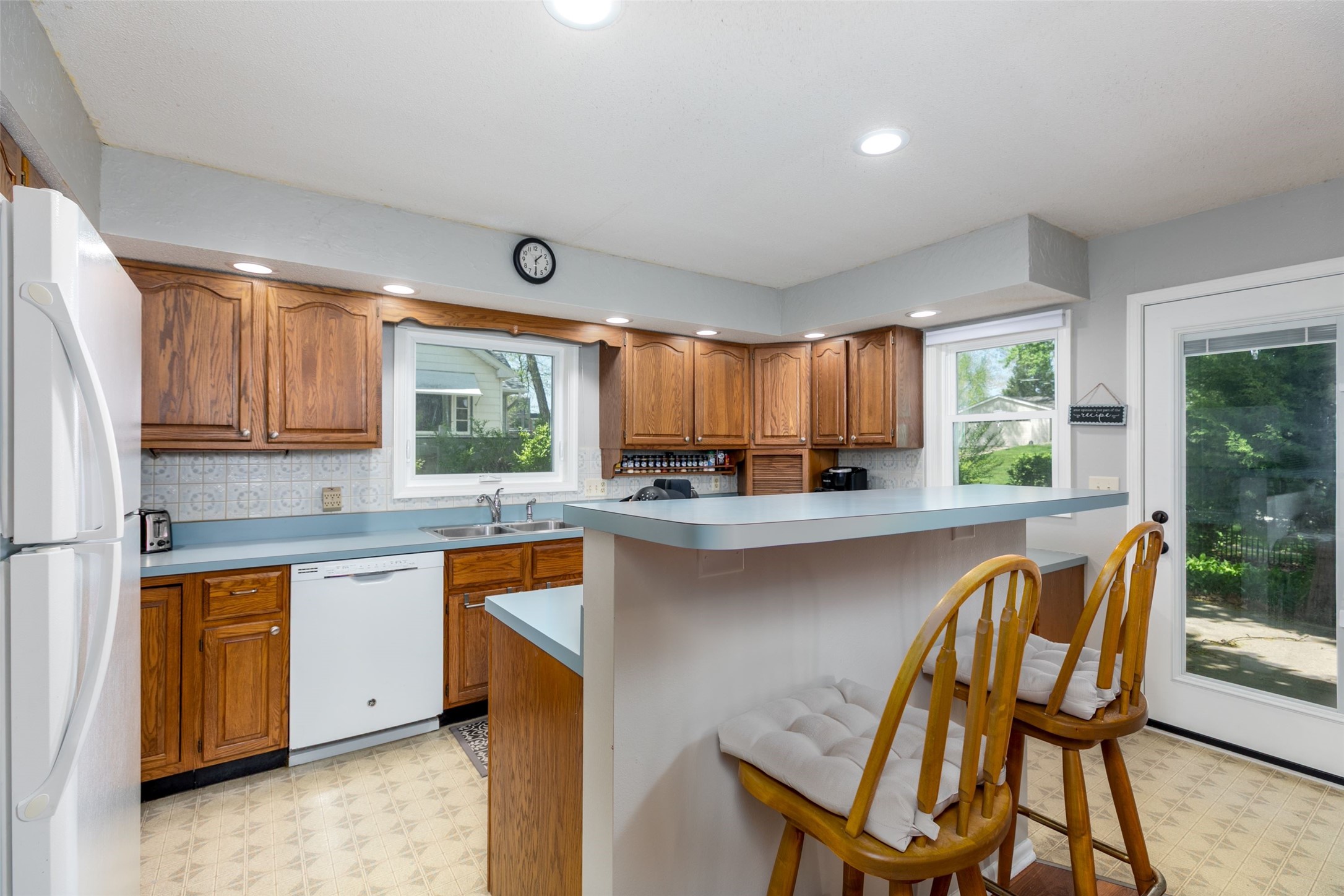 315 E 1st Street, Pella, Iowa image 10