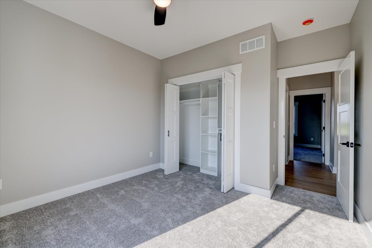 4667 180th Street, Urbandale, Iowa image 21