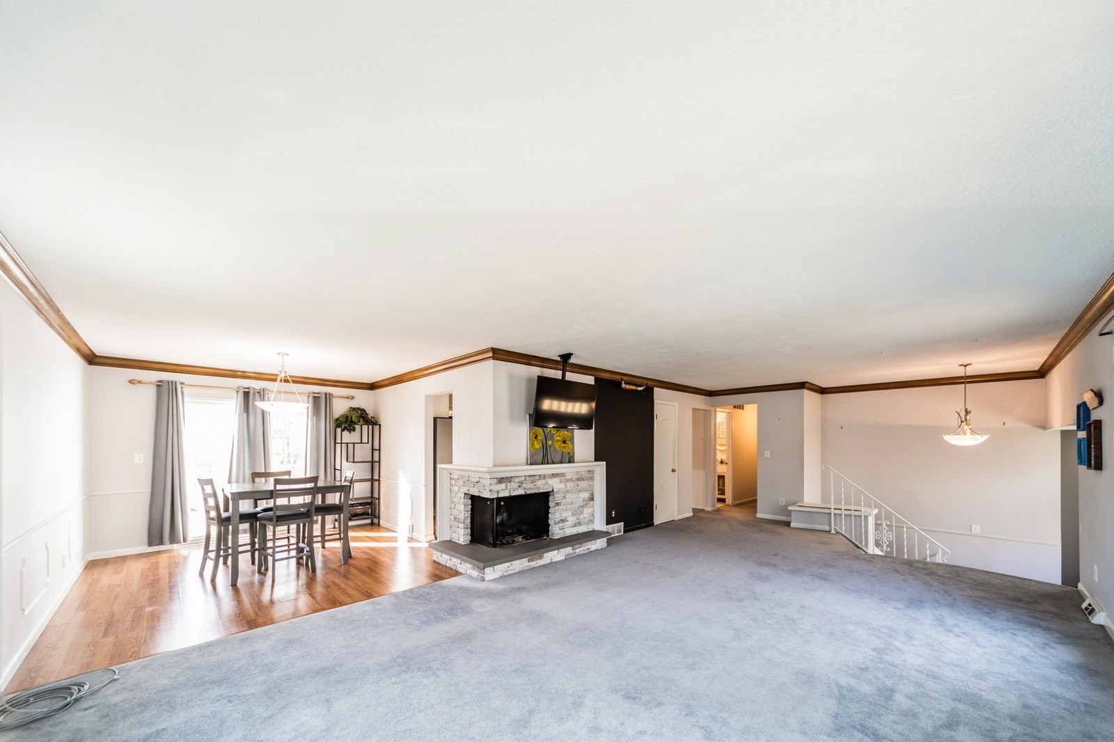 1114 23rd Street, West Des Moines, Iowa image 2