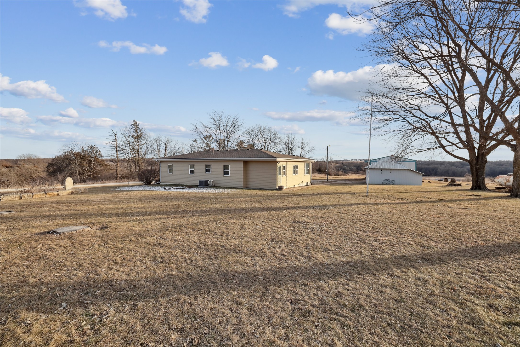 35785 H Avenue, Earlham, Iowa image 21