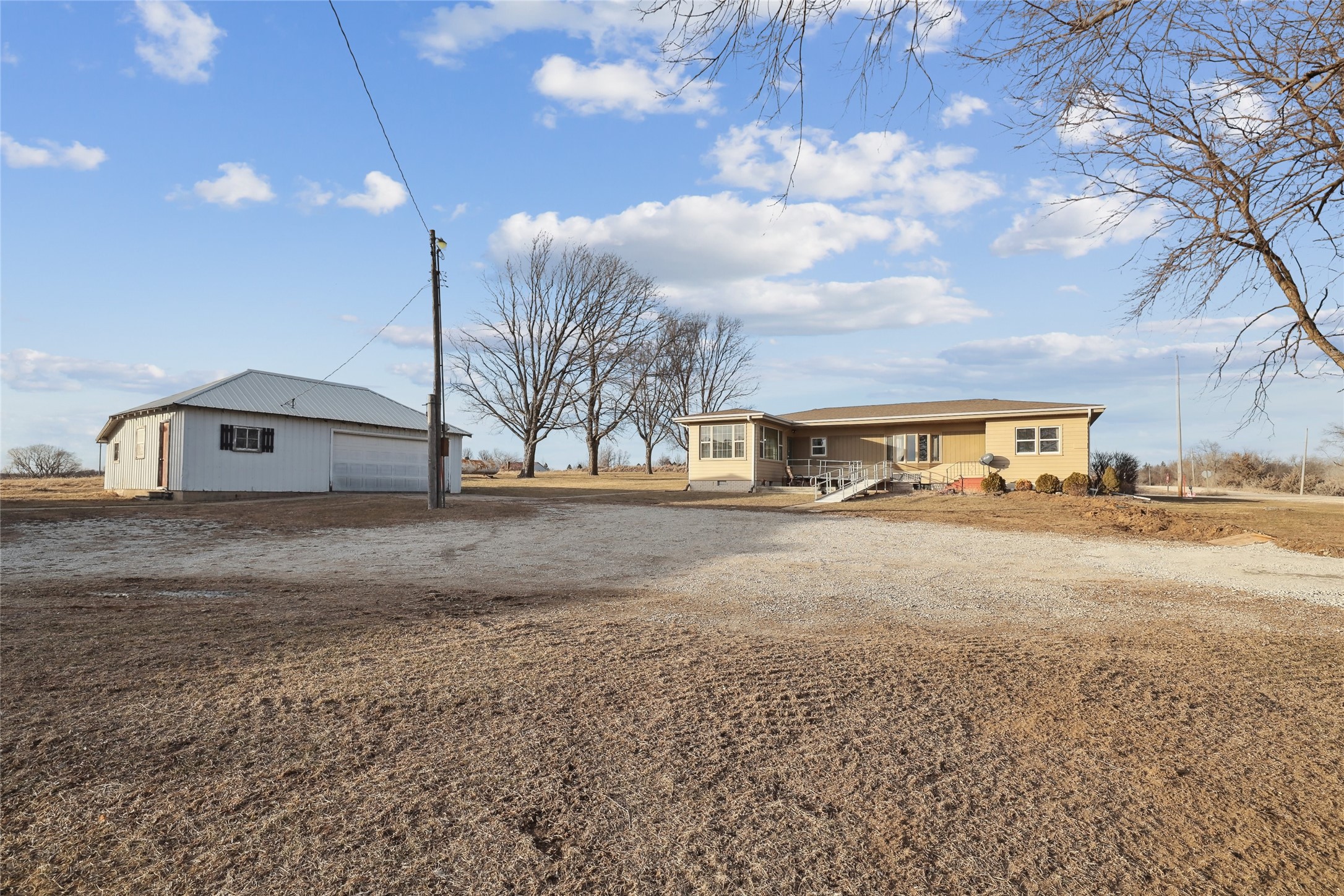 35785 H Avenue, Earlham, Iowa image 22