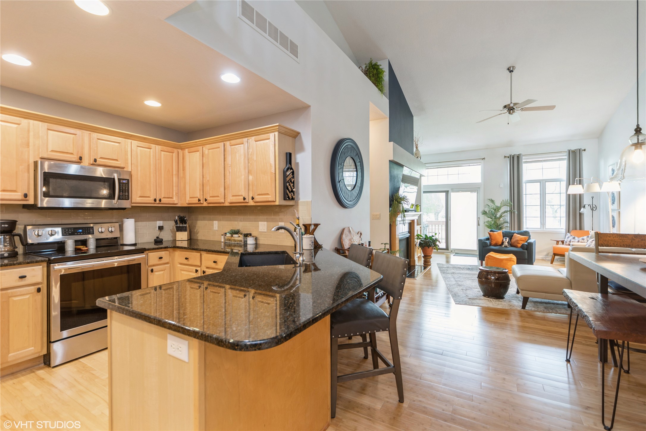 847 SE Williams Court, Waukee, Iowa image 2