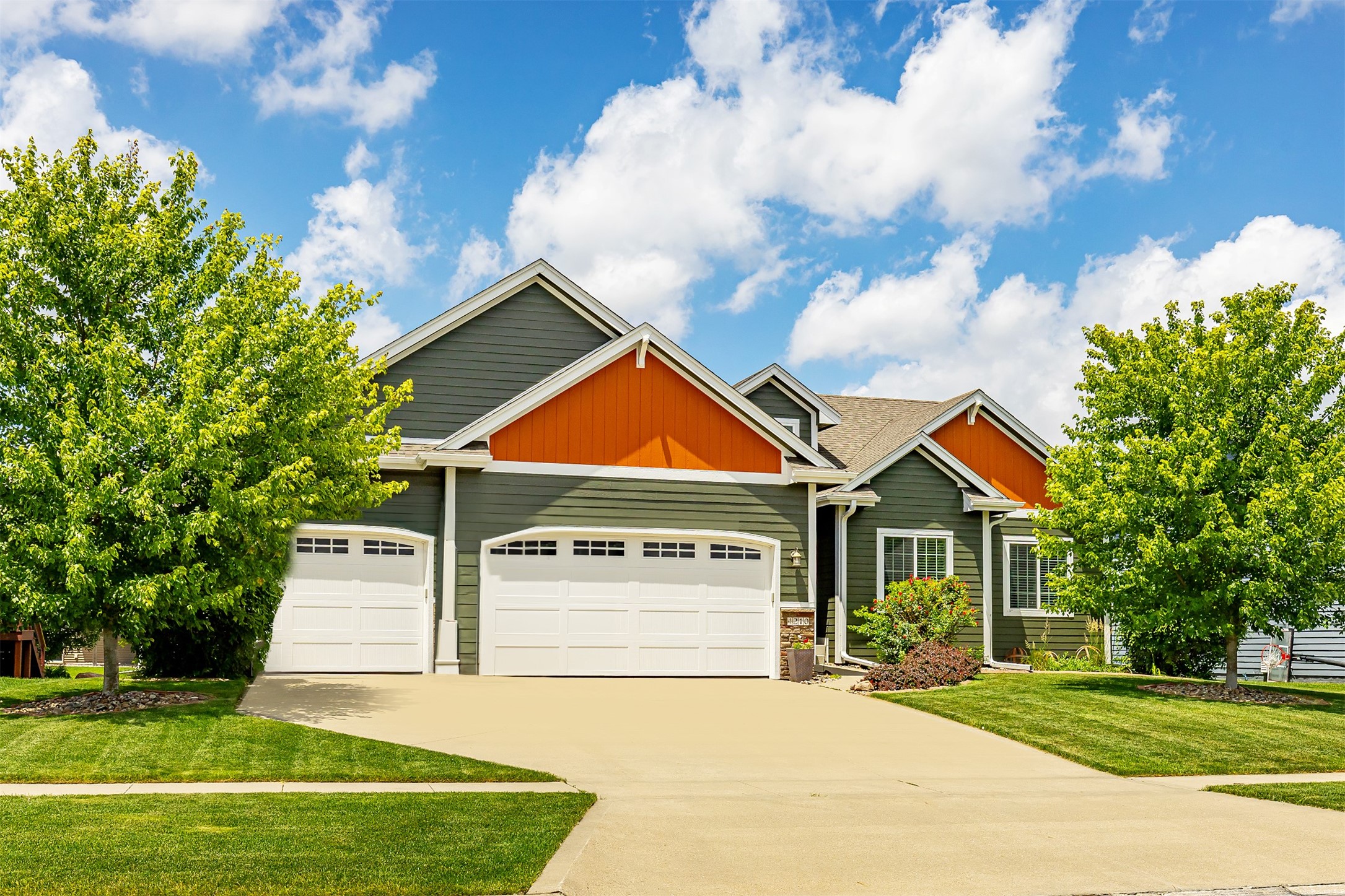 Photo 1 of 35 — 4210 SW Snyder Boulevard, Ankeny, IA 50023