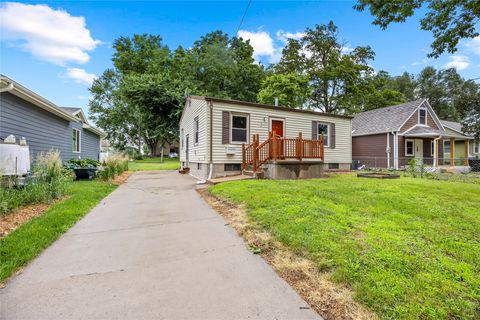 Homes For Sale - 3206 Bowdoin Street<br/> Des Moines, IA 50313