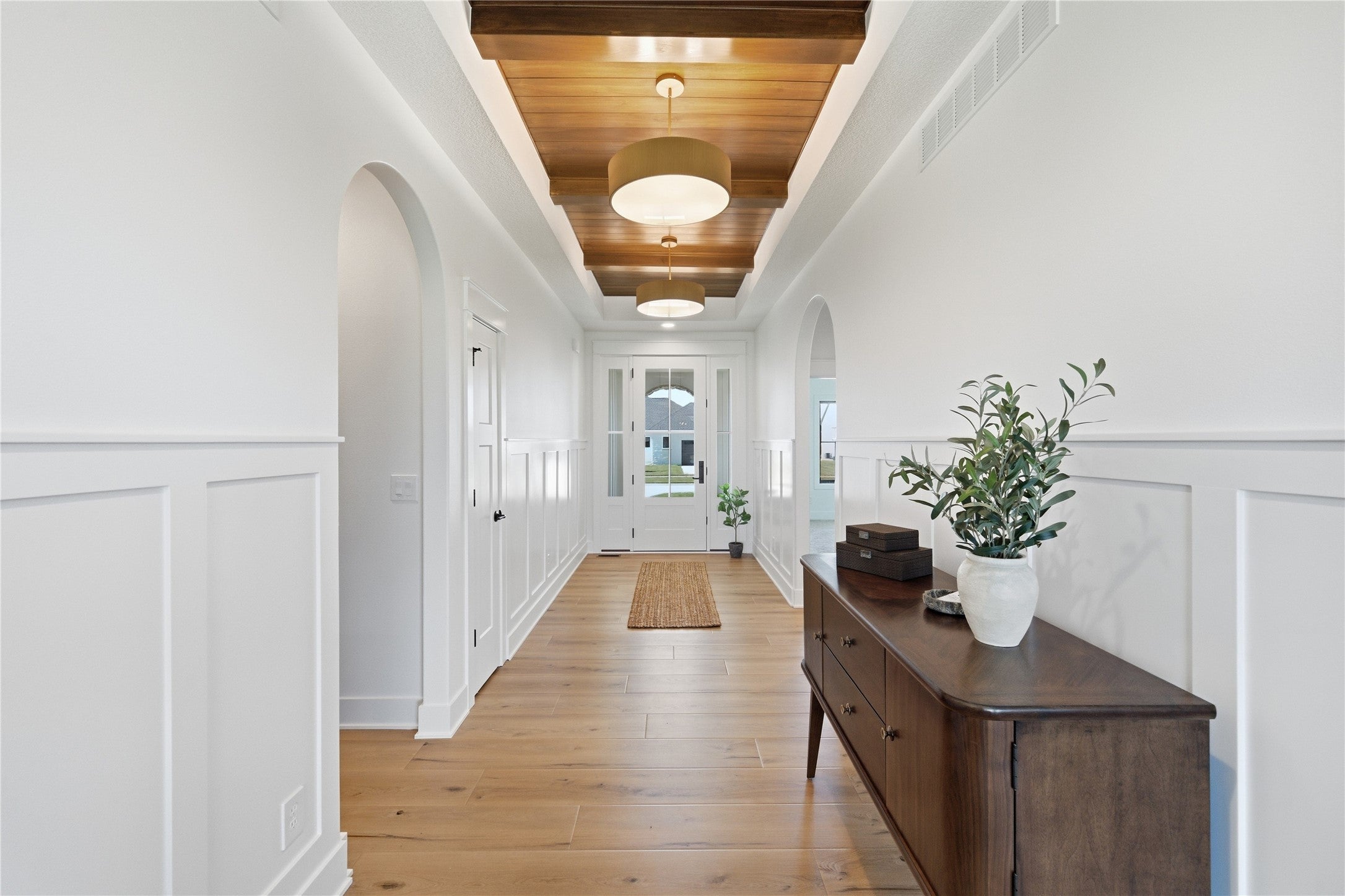 1918 NE Pine Lake Circle