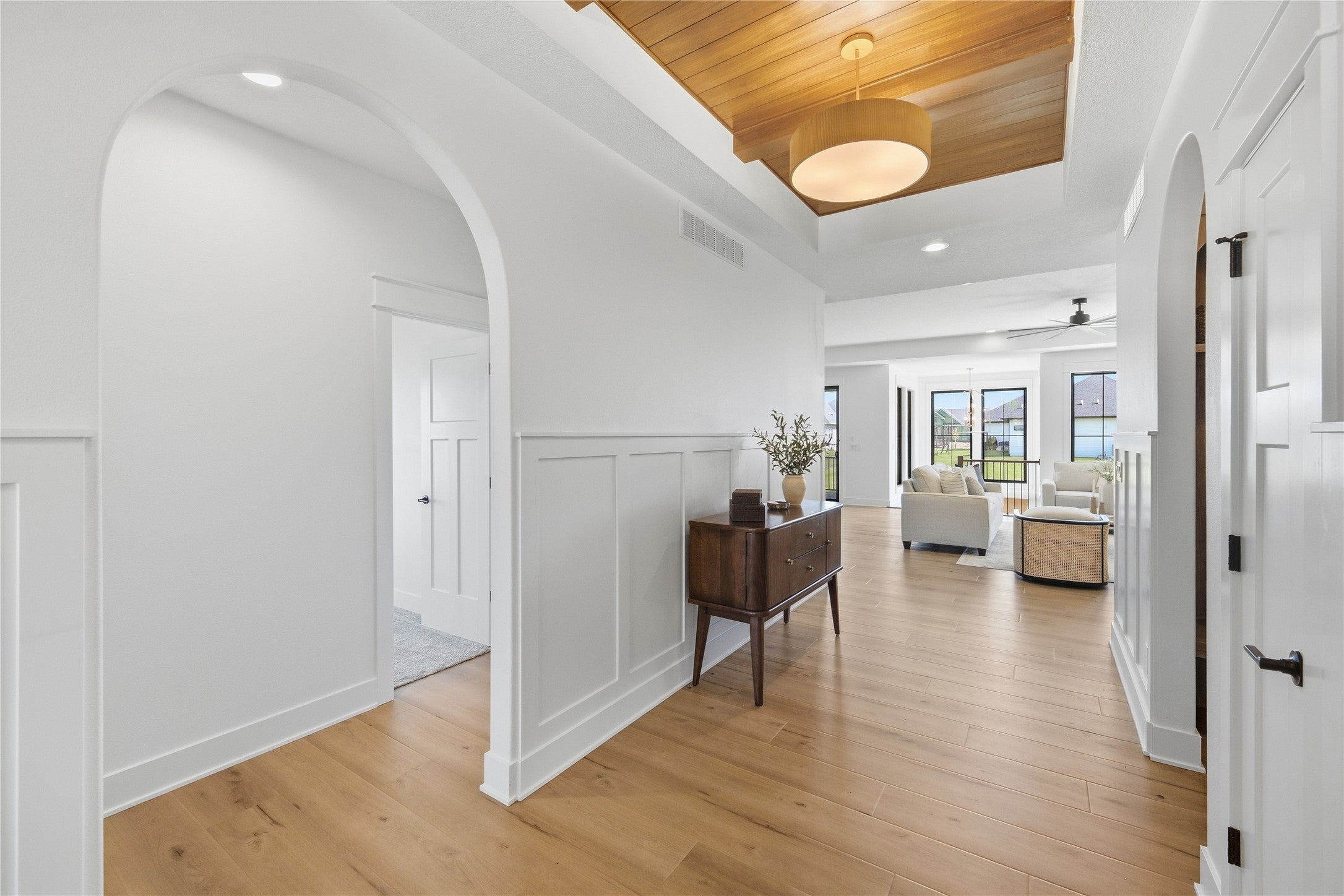1918 NE Pine Lake Circle