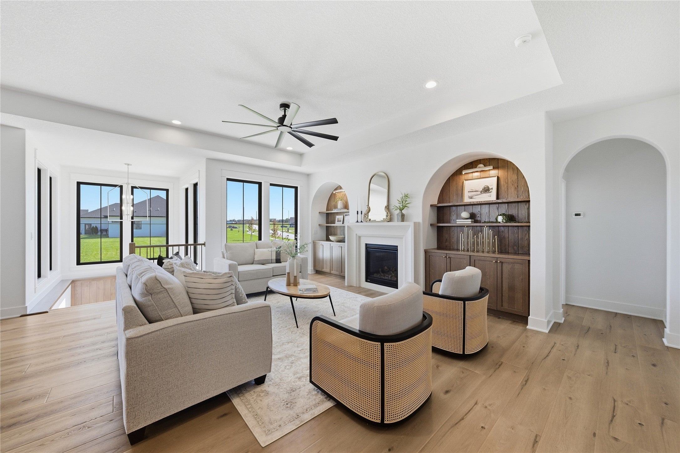 1918 NE Pine Lake Circle