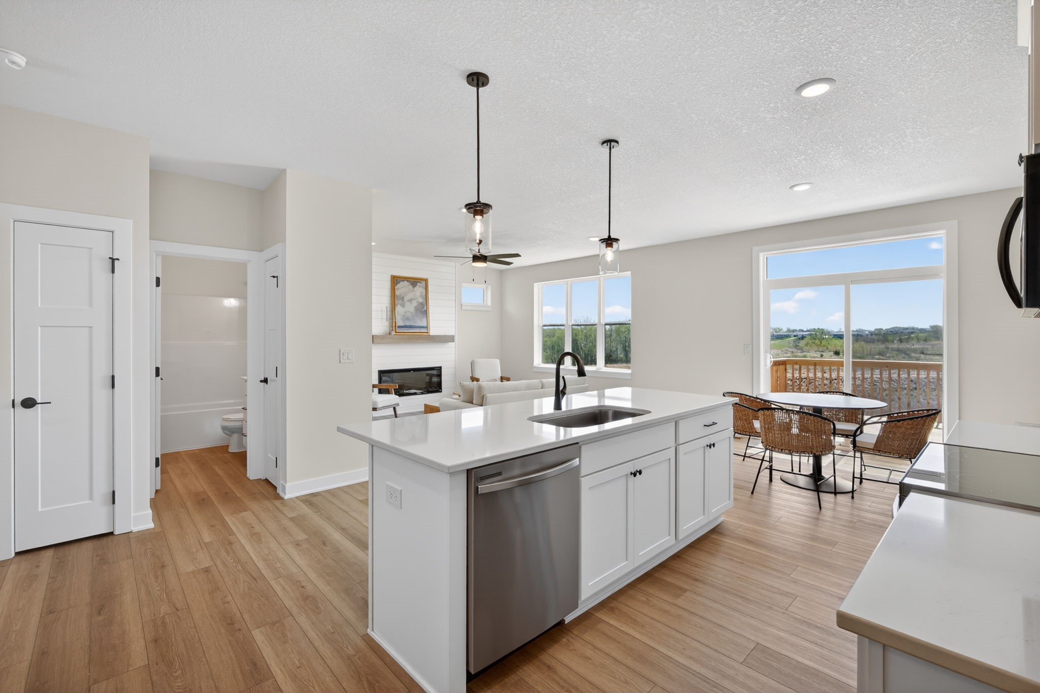 724 Plainside Avenue