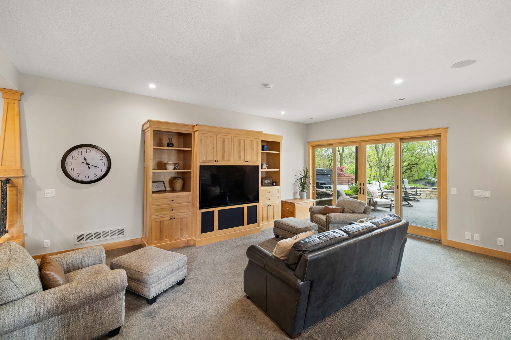 Grimes, Iowa, 50111, United States, 4 Bedrooms Bedrooms, ,5 BathroomsBathrooms,Residential,Pending,2052021