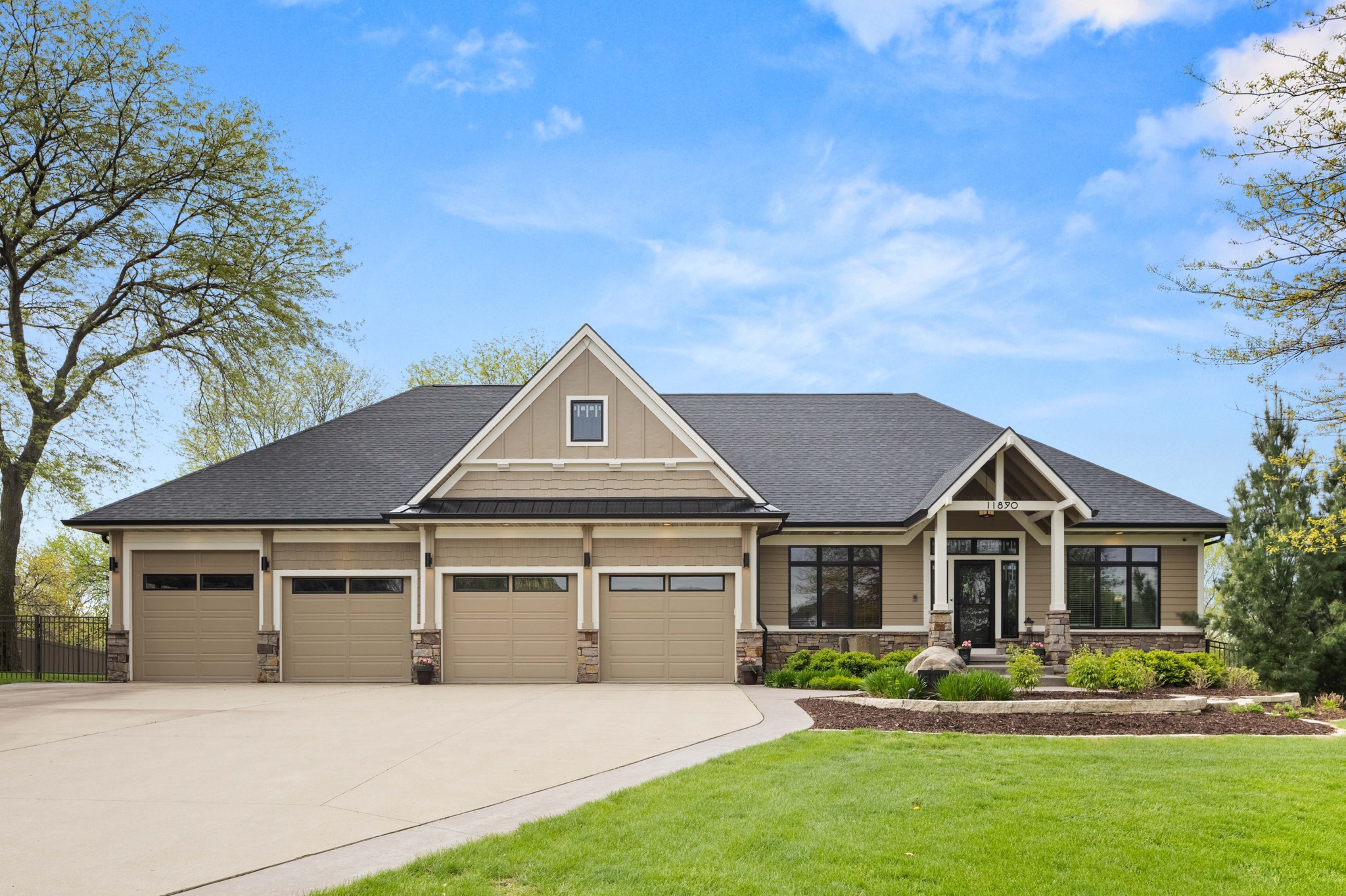 Grimes, Iowa, 50111, United States, 4 Bedrooms Bedrooms, ,5 BathroomsBathrooms,Residential,Pending,2052021