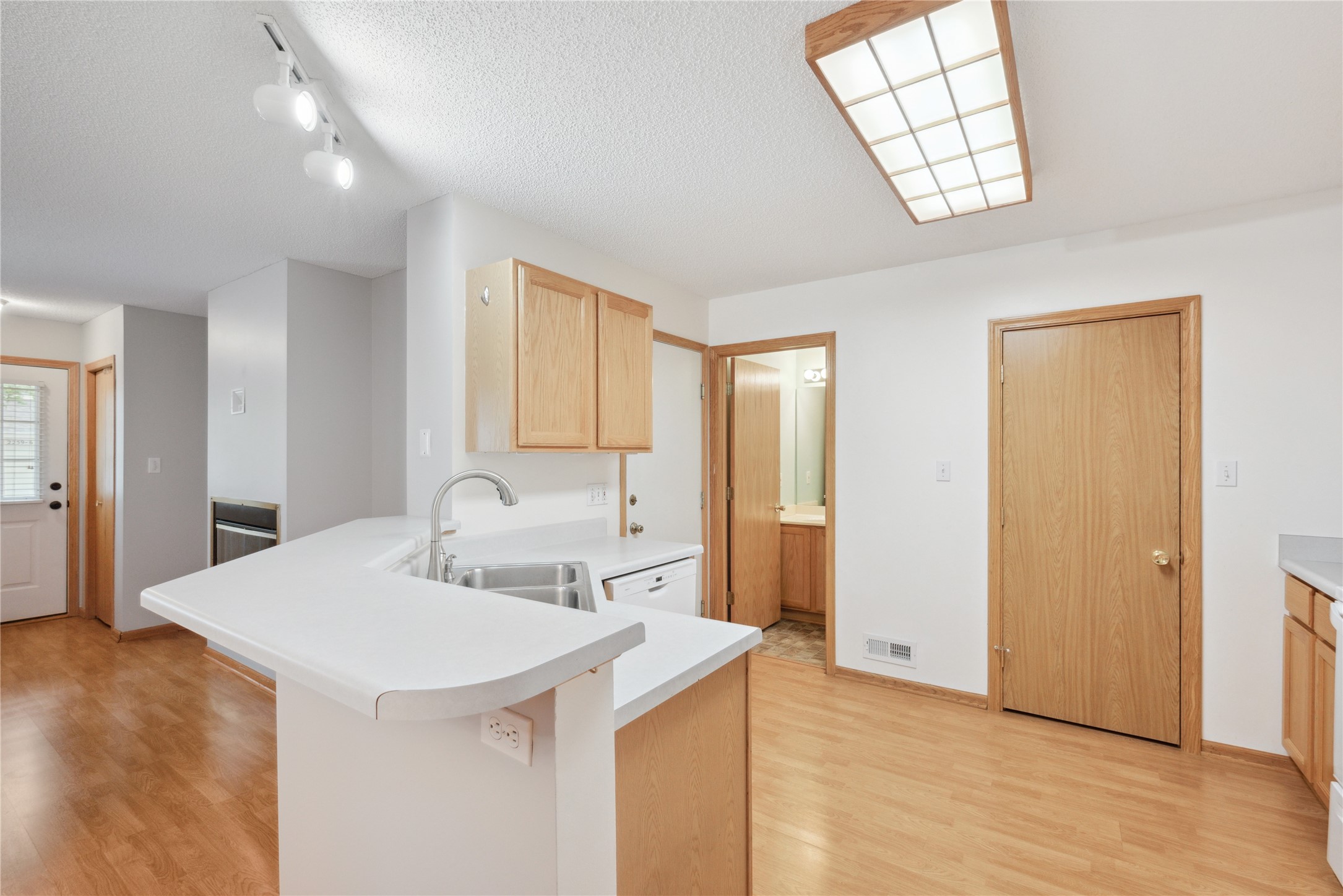 2265 Grand Avenue, West Des Moines, Iowa image 12