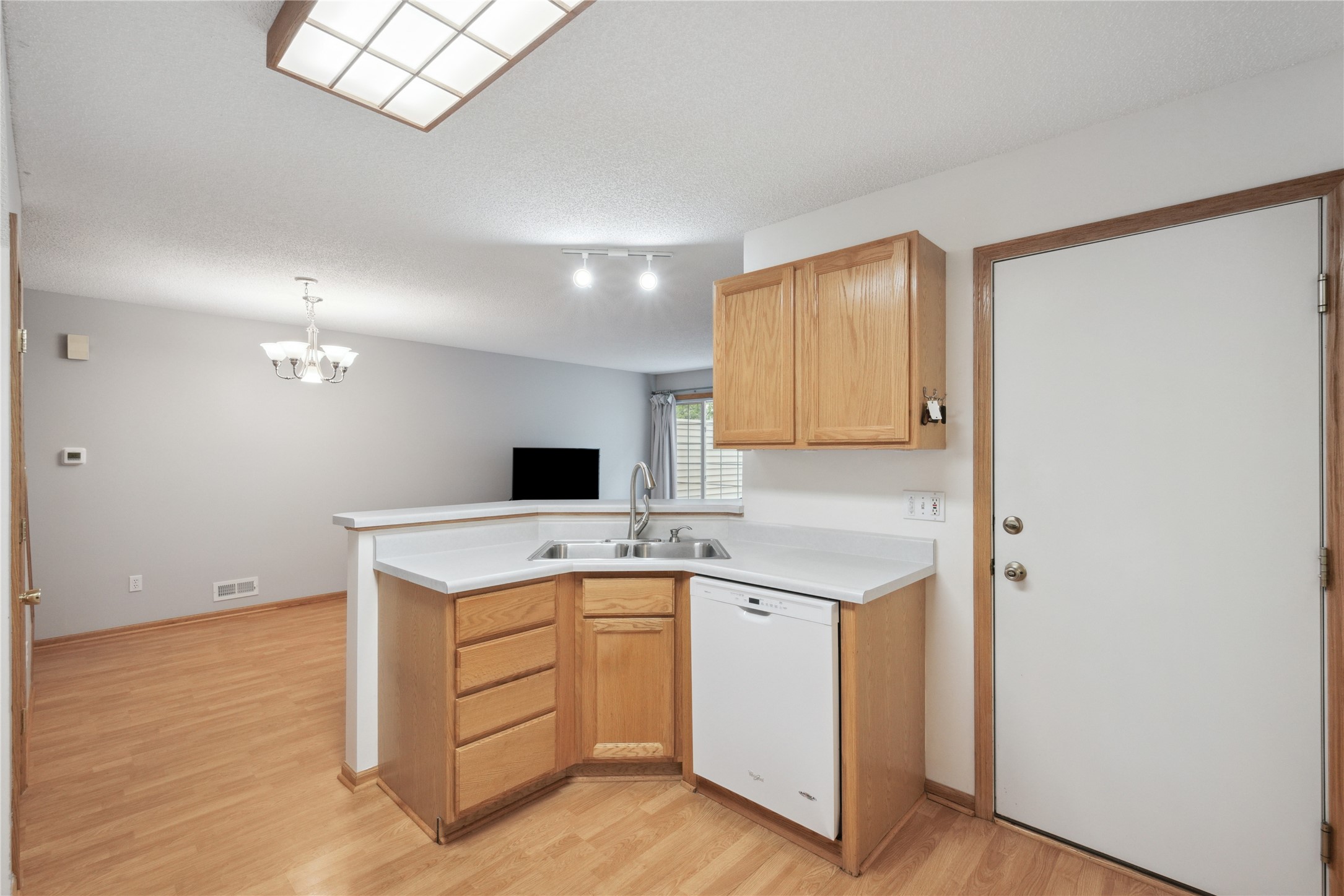 2265 Grand Avenue, West Des Moines, Iowa image 14