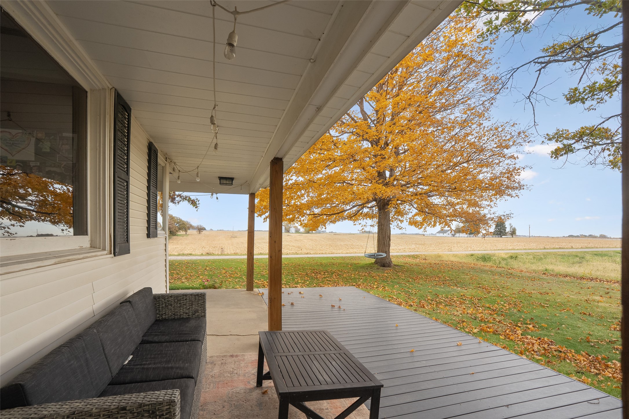 5760 S 80th Avenue E