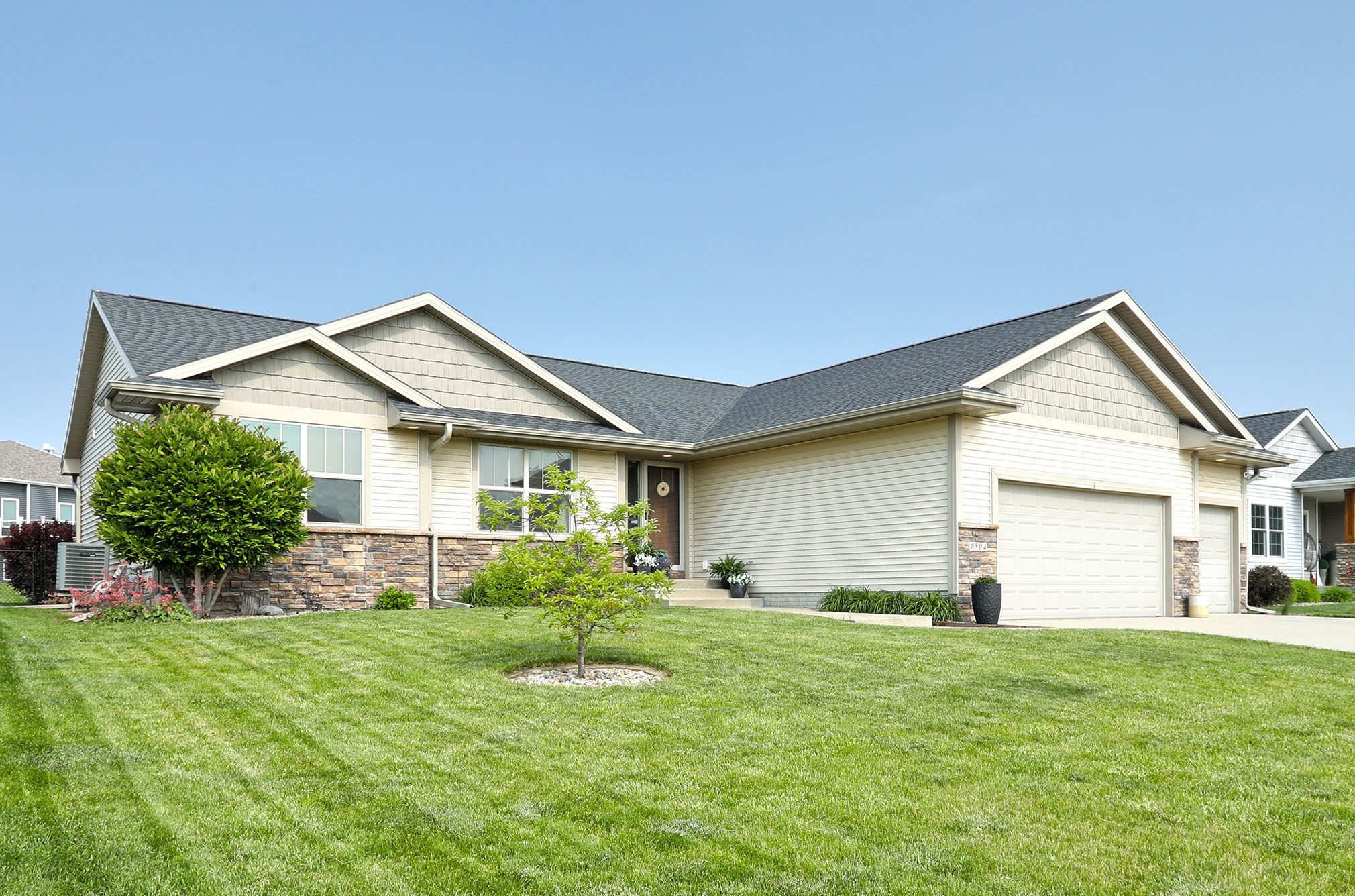 1504 NW Calista Street, Grimes, Iowa image 2