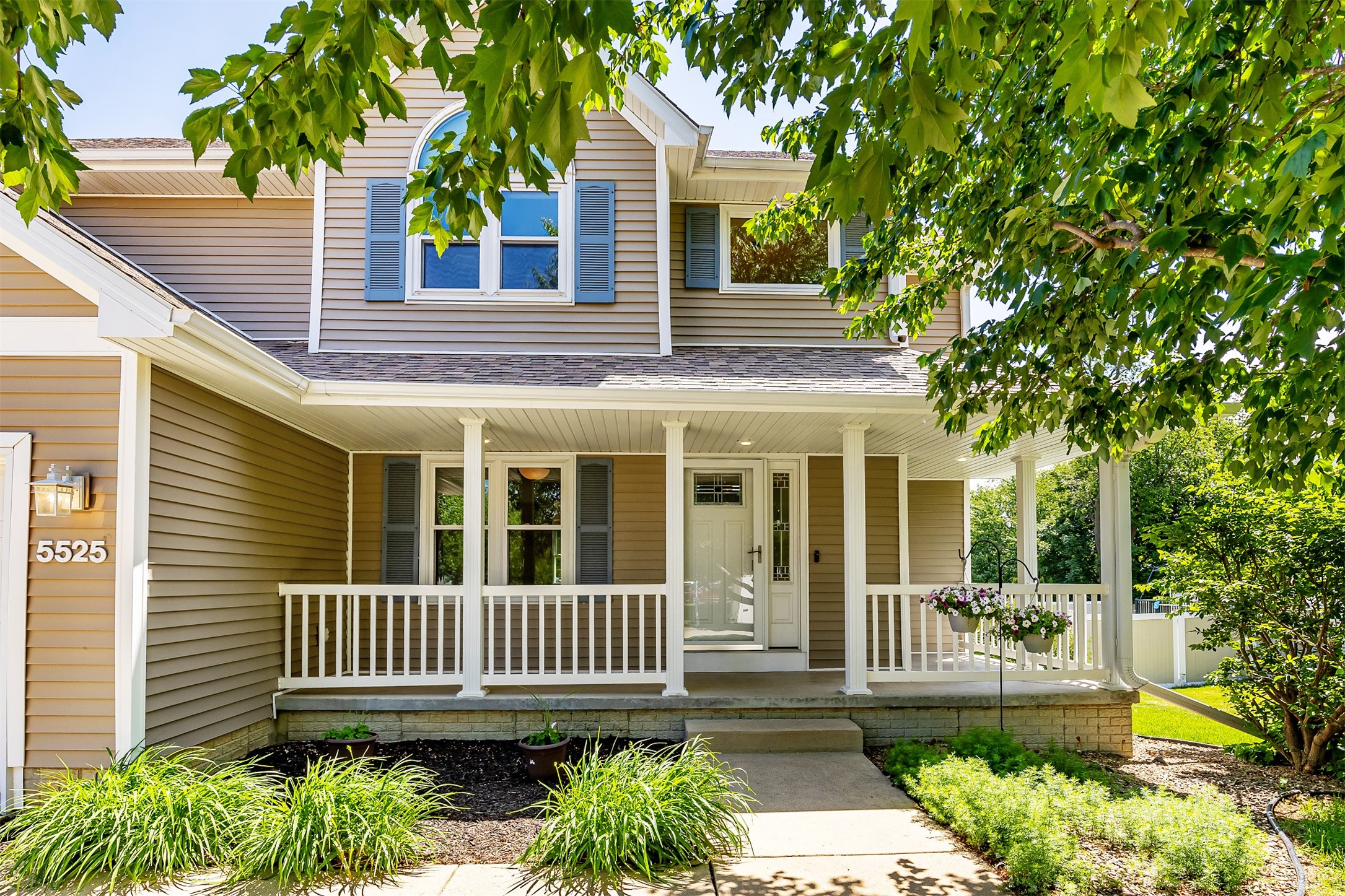 5525 SE 29th Court, Des Moines, Iowa image 2