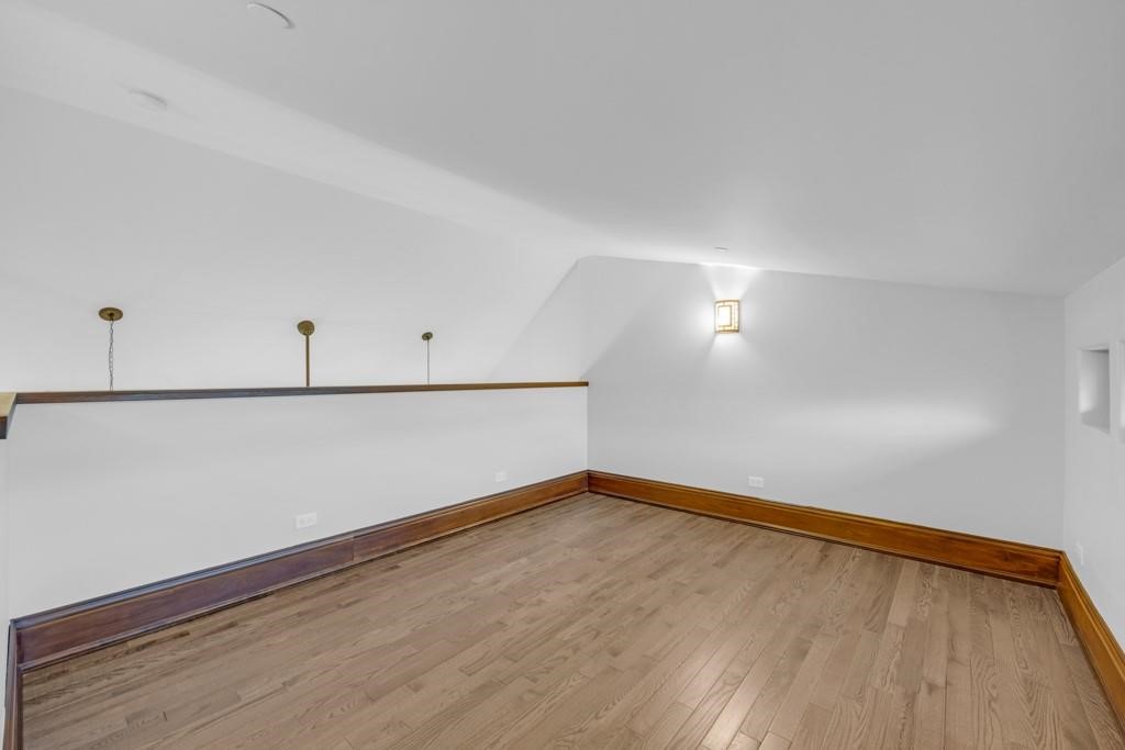 Johnston, Iowa, 50131, United States, 6 Bedrooms Bedrooms, ,8 BathroomsBathrooms,Residential,Active,1945305