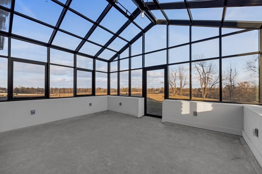 Johnston, Iowa, 50131, United States, 6 Bedrooms Bedrooms, ,8 BathroomsBathrooms,Residential,Active,1945305