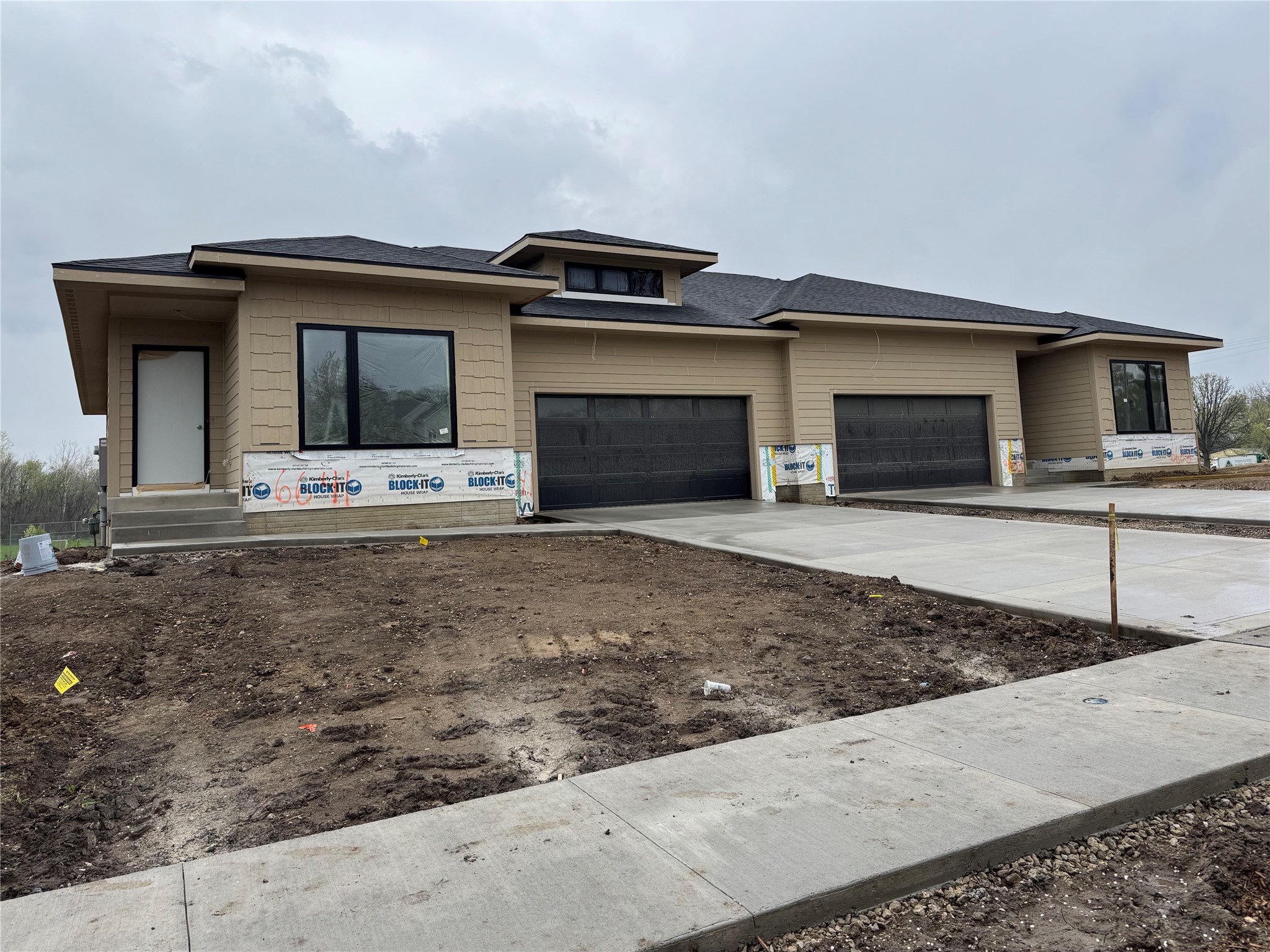 6641 River Bend Drive, Johnston, Iowa image 1