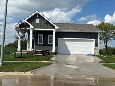 Homes For Sale - 1841 Gordon Court<br/> Norwalk, IA 50211