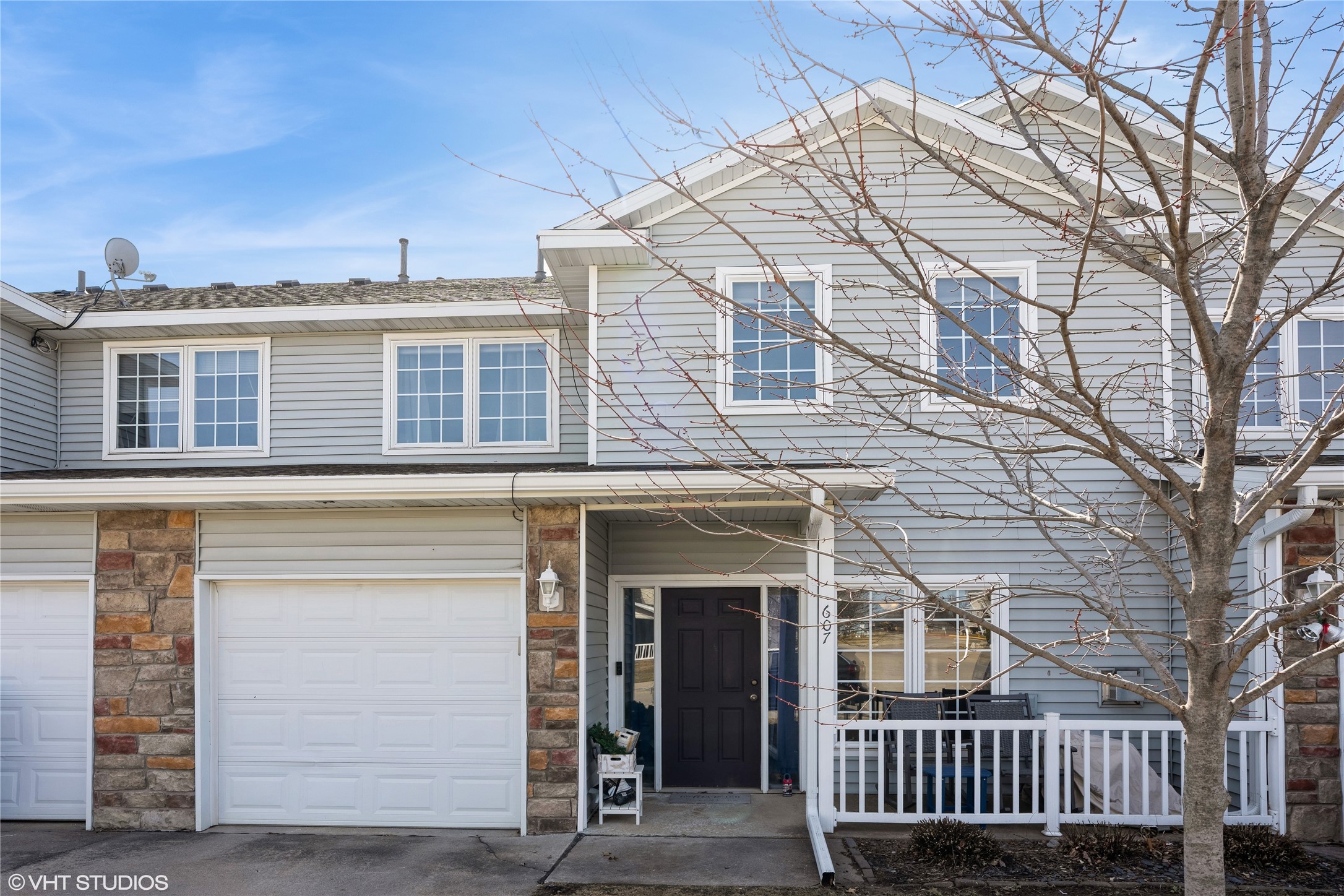 2100 Meadow Chase Lane #607, Des Moines, Iowa image 2