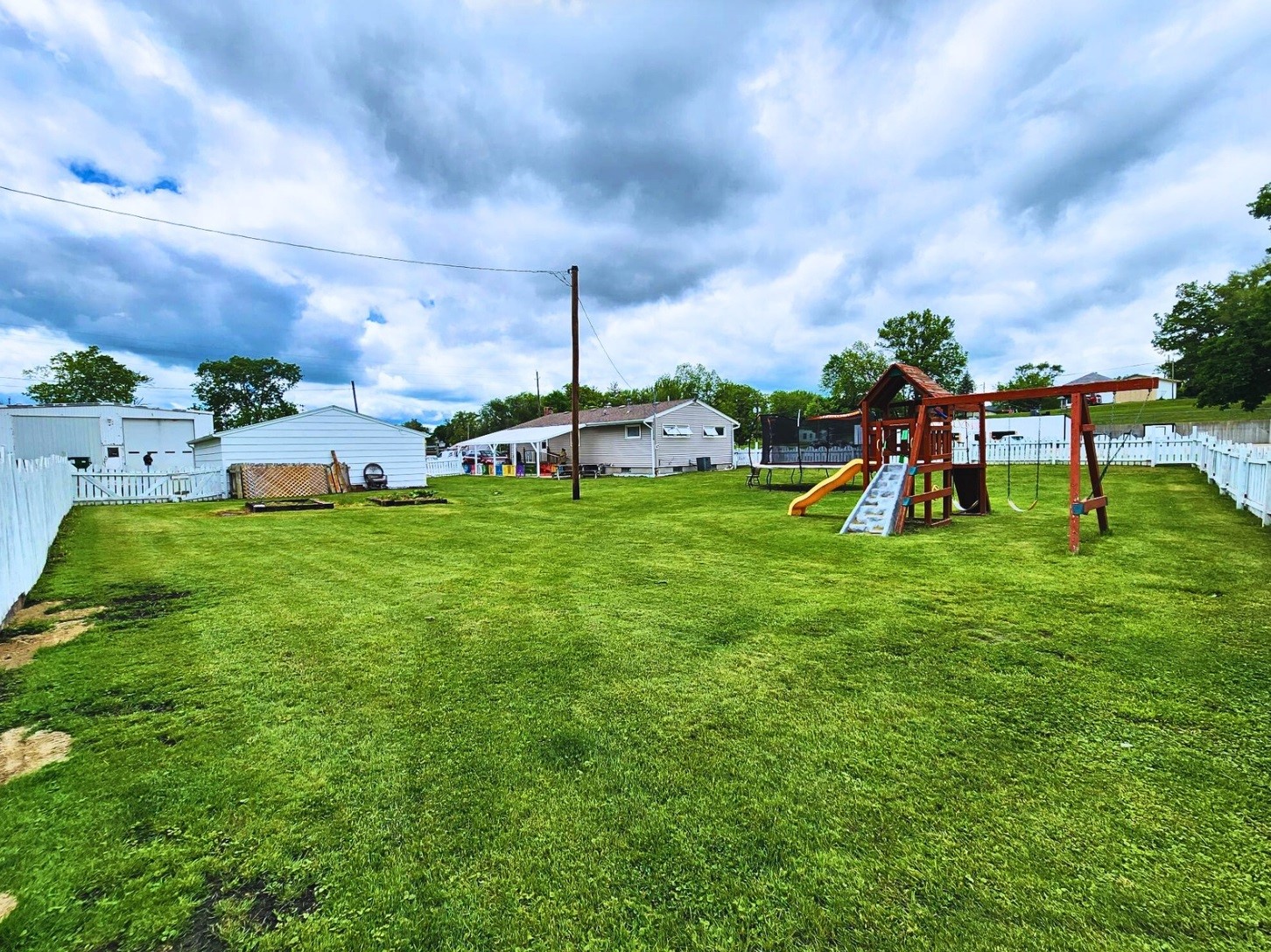 1420 Court Avenue, Chariton, Iowa image 11