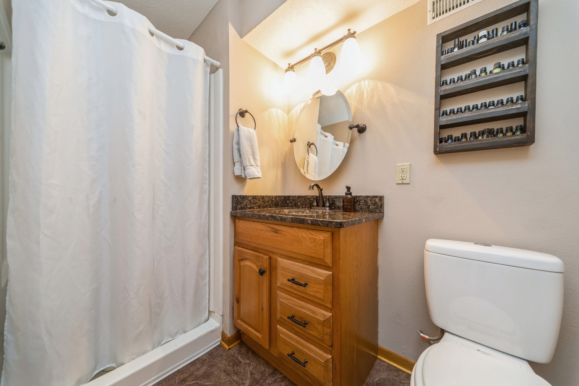 4106 Patricia Drive, Urbandale, Iowa image 23