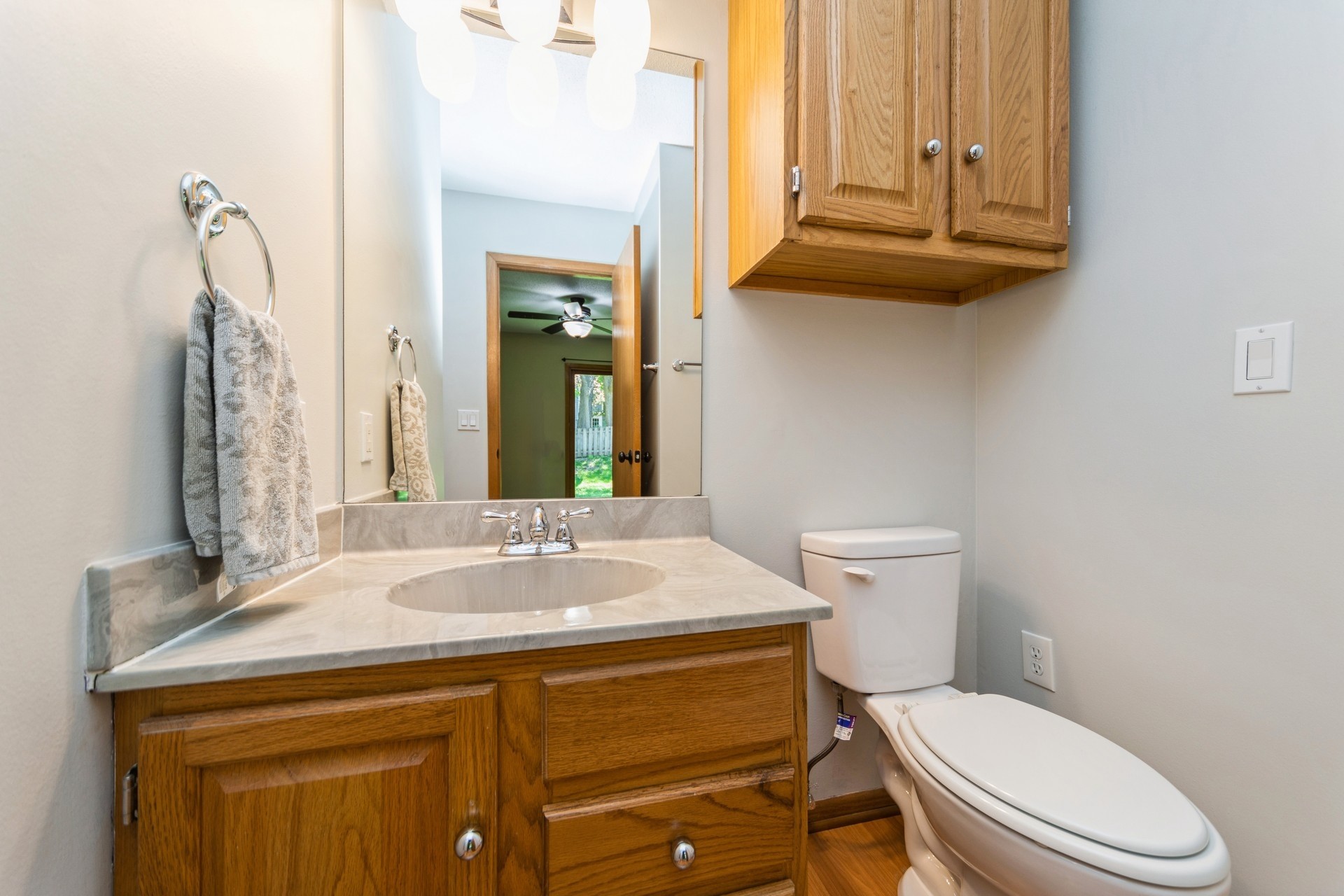 Urbandale, Iowa 50322, United States, 3 Bedrooms Bedrooms, ,3 BathroomsBathrooms,Residential,Active,115521