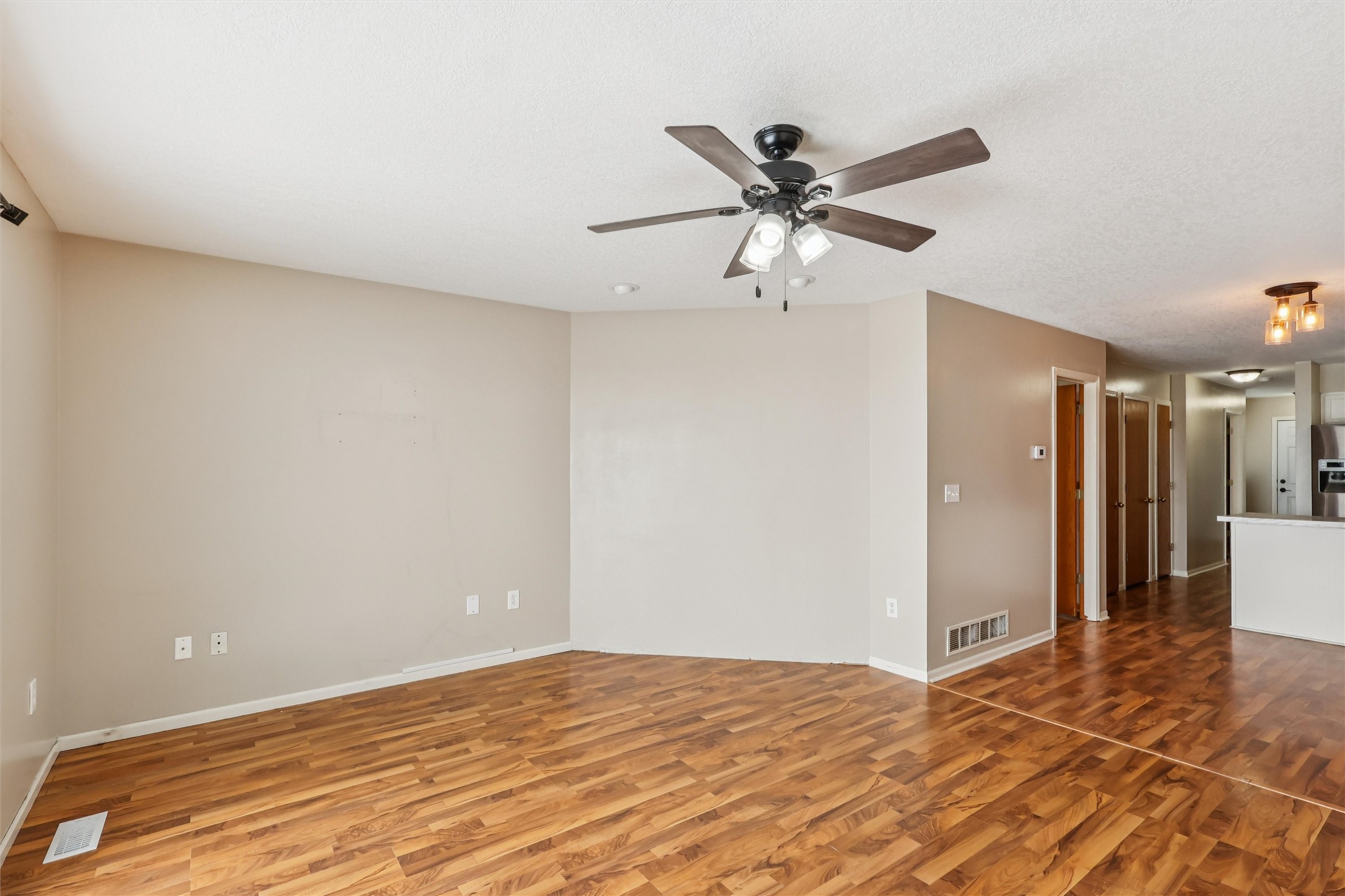 317 N Cherokee Drive