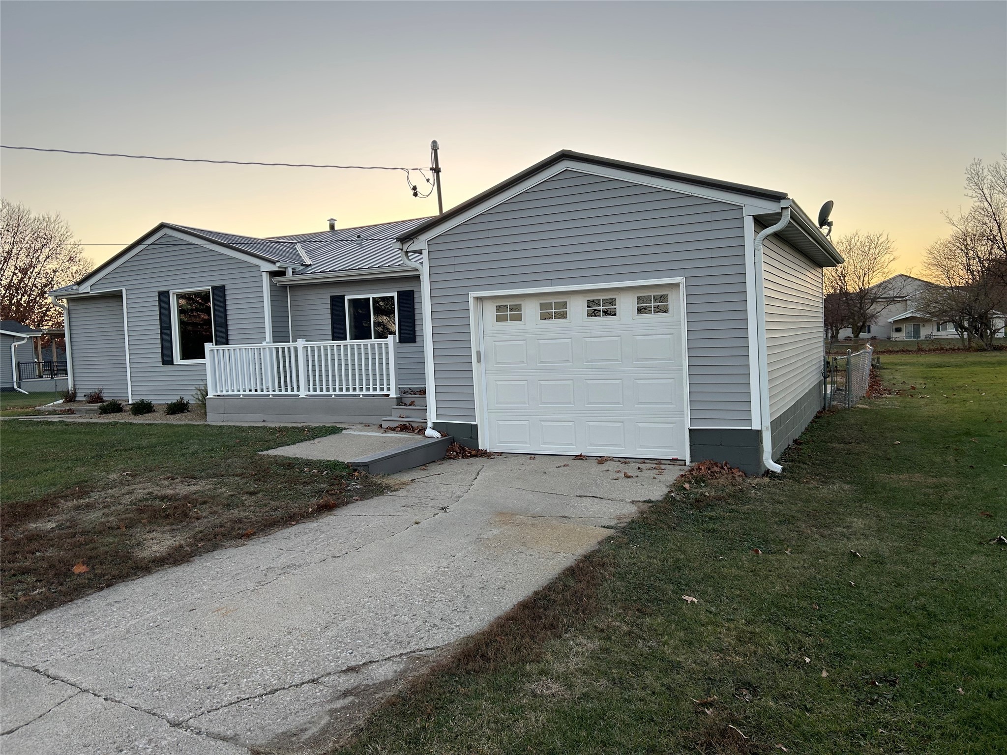 1801 1st Street, Newton, Iowa image 3