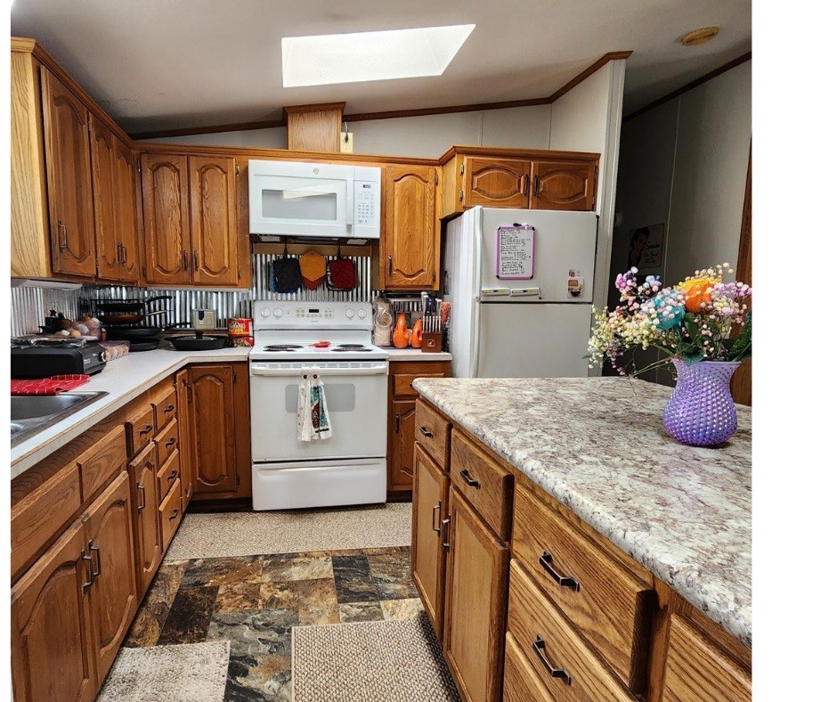21393 415th Street, Chariton, Iowa image 17
