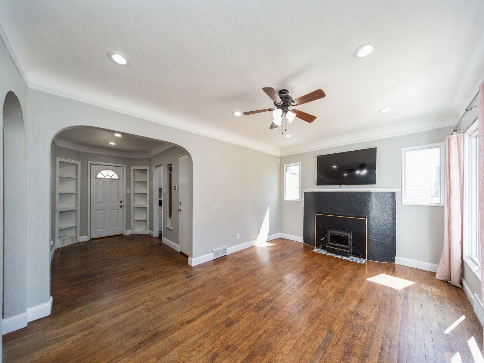 2321 36th Street, Des Moines, Iowa image 3