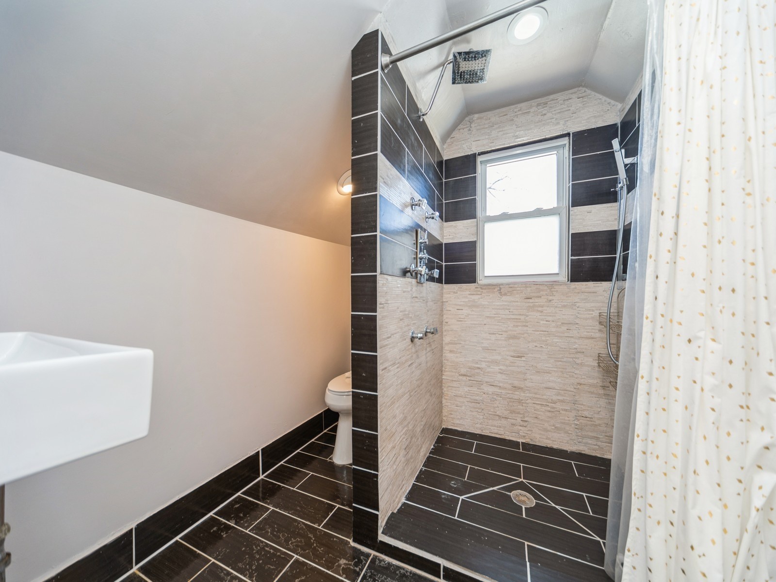 2321 36th Street, Des Moines, Iowa image 11