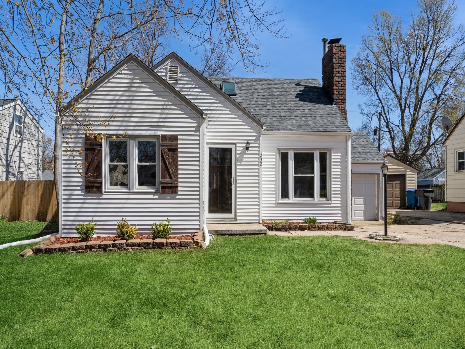 2321 36th Street, Des Moines, Iowa image 1
