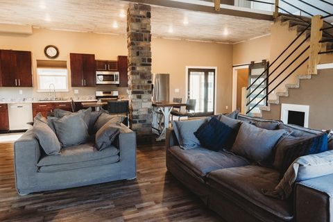 8433 Tulip Street Dexter IA 50070