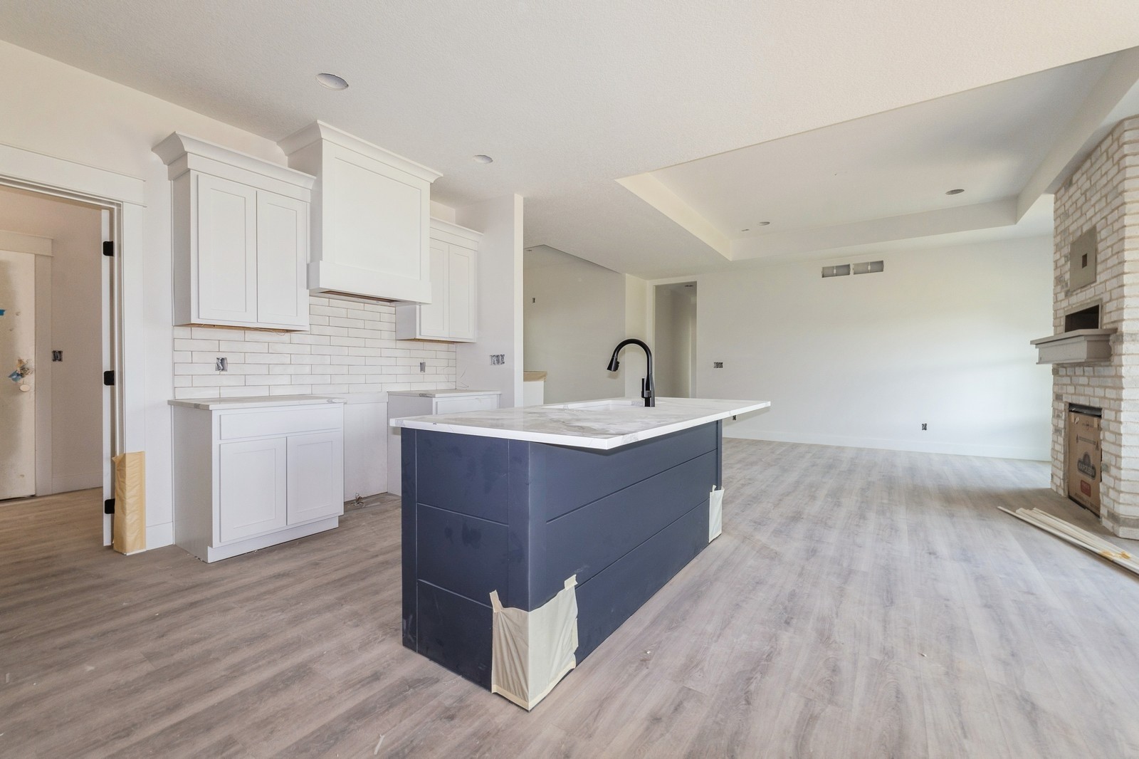 2227 Green Leaf Circle