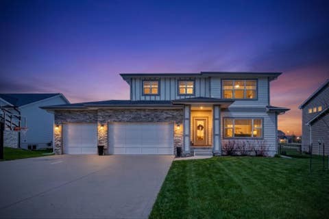 Homes For Sale - 1194 89th Street<br/> Dallas County, West Des Moines, IA 50266