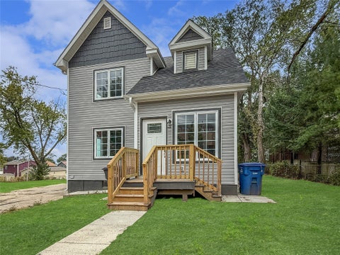 Homes For Sale - 1235 5th Avenue<br/> Des Moines, IA 50314